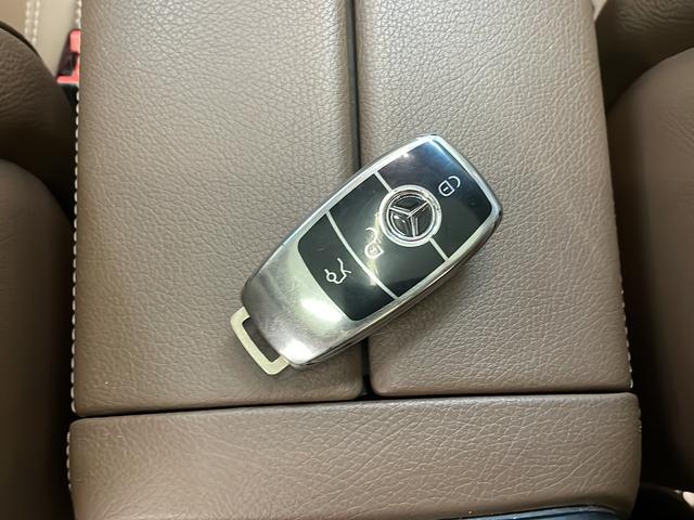 Mercedes-Benz E-Класс 2021 thumb 9