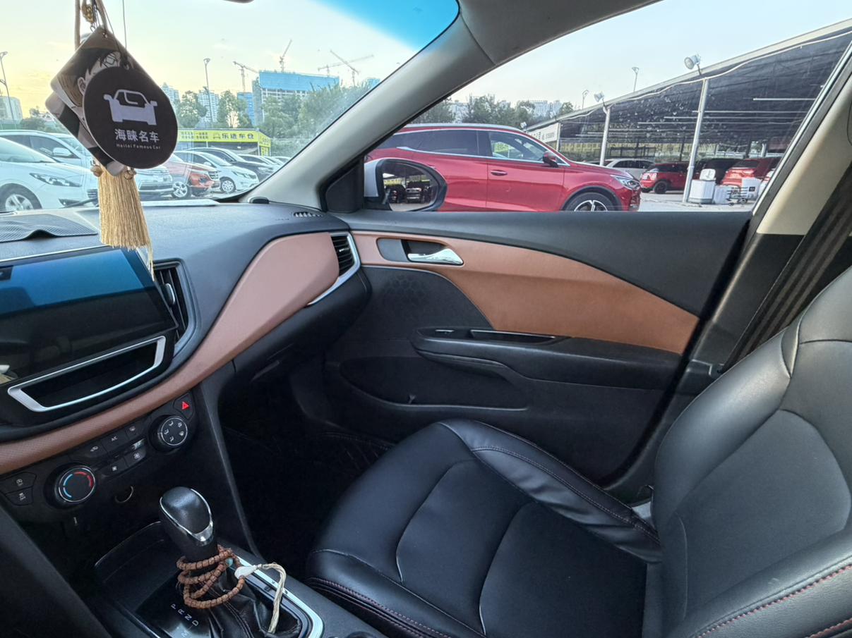 Chevrolet Cavalier 2016 thumb 6
