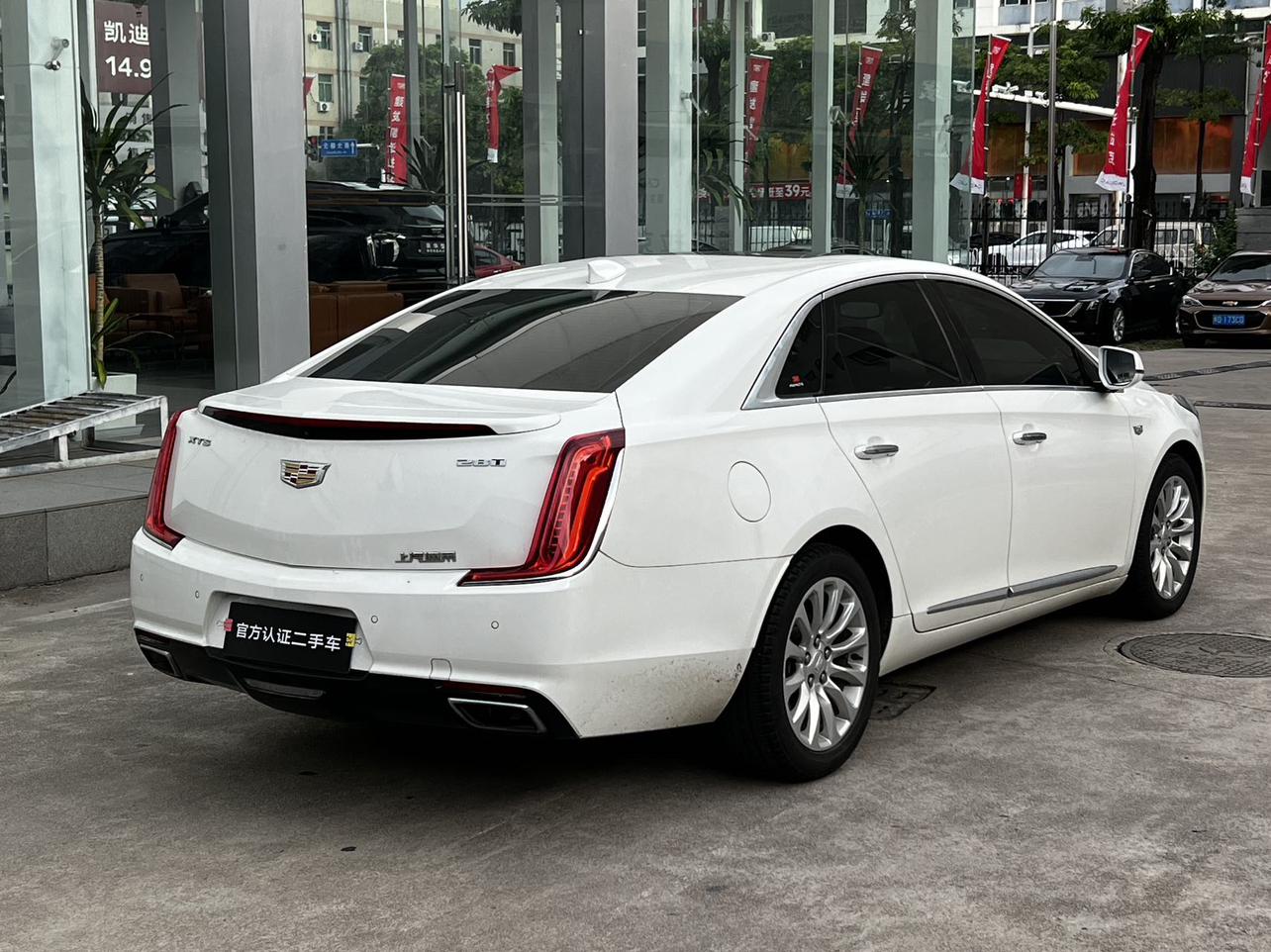 Cadillac XTS 2018 thumb 4