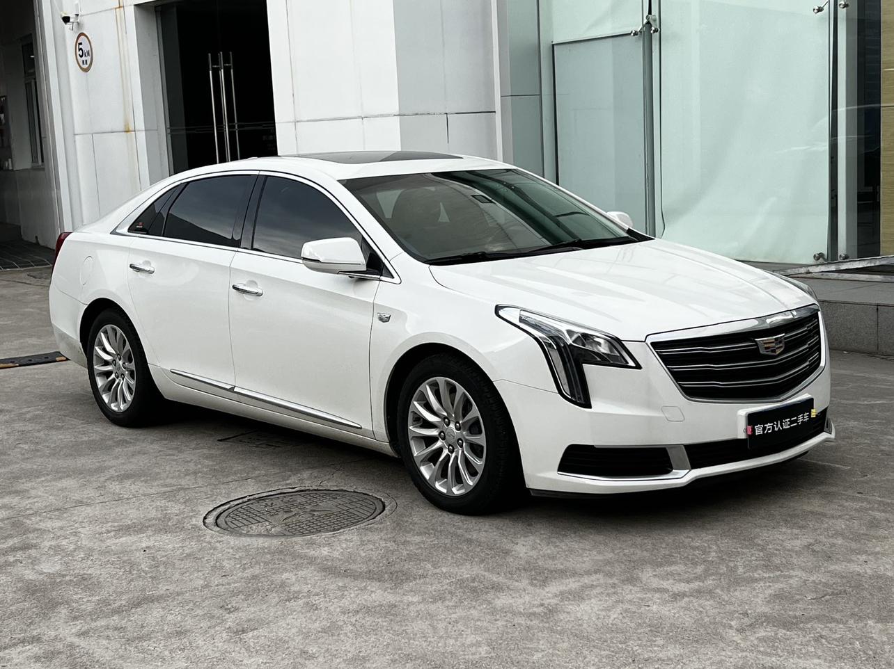 Cadillac XTS 2018 thumb 10