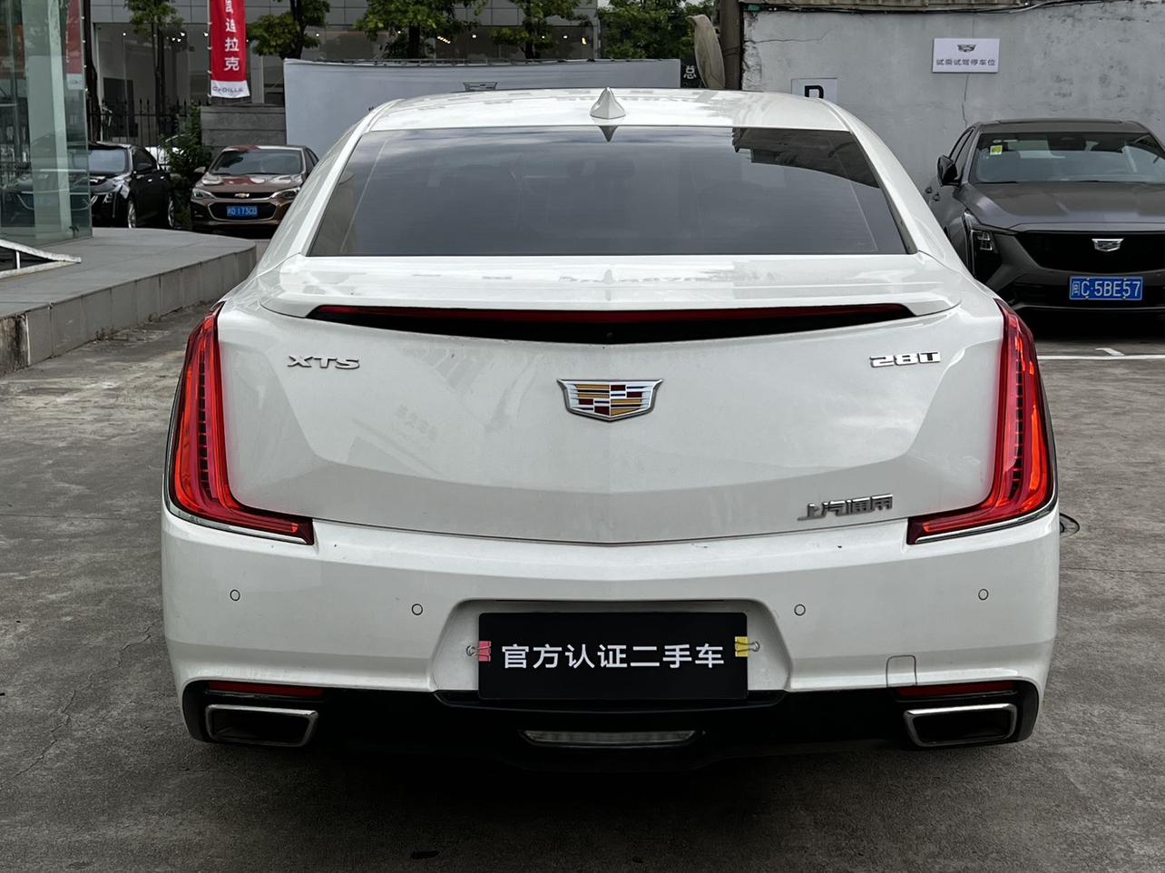 Cadillac XTS 2018 thumb 12
