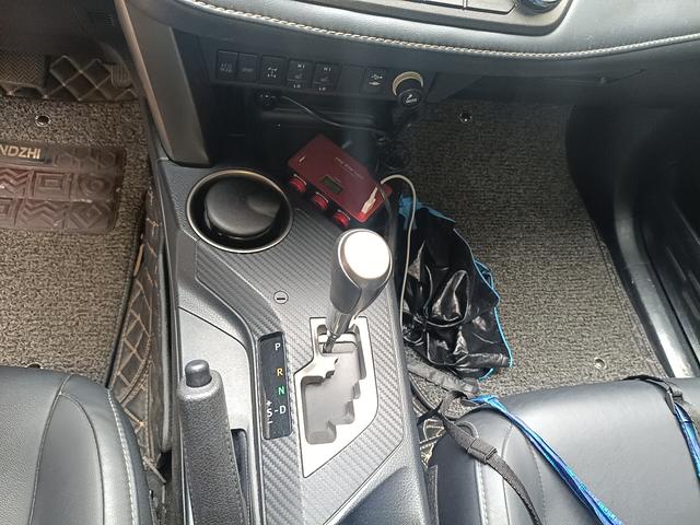 Toyota RAV4 2015 thumb 7