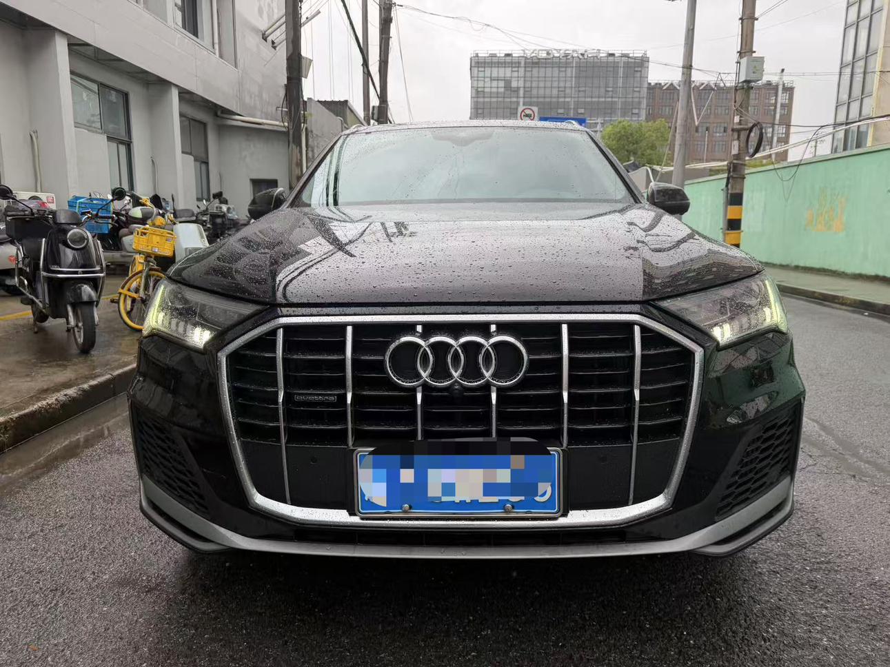 Audi Q7 2021 thumb 9
