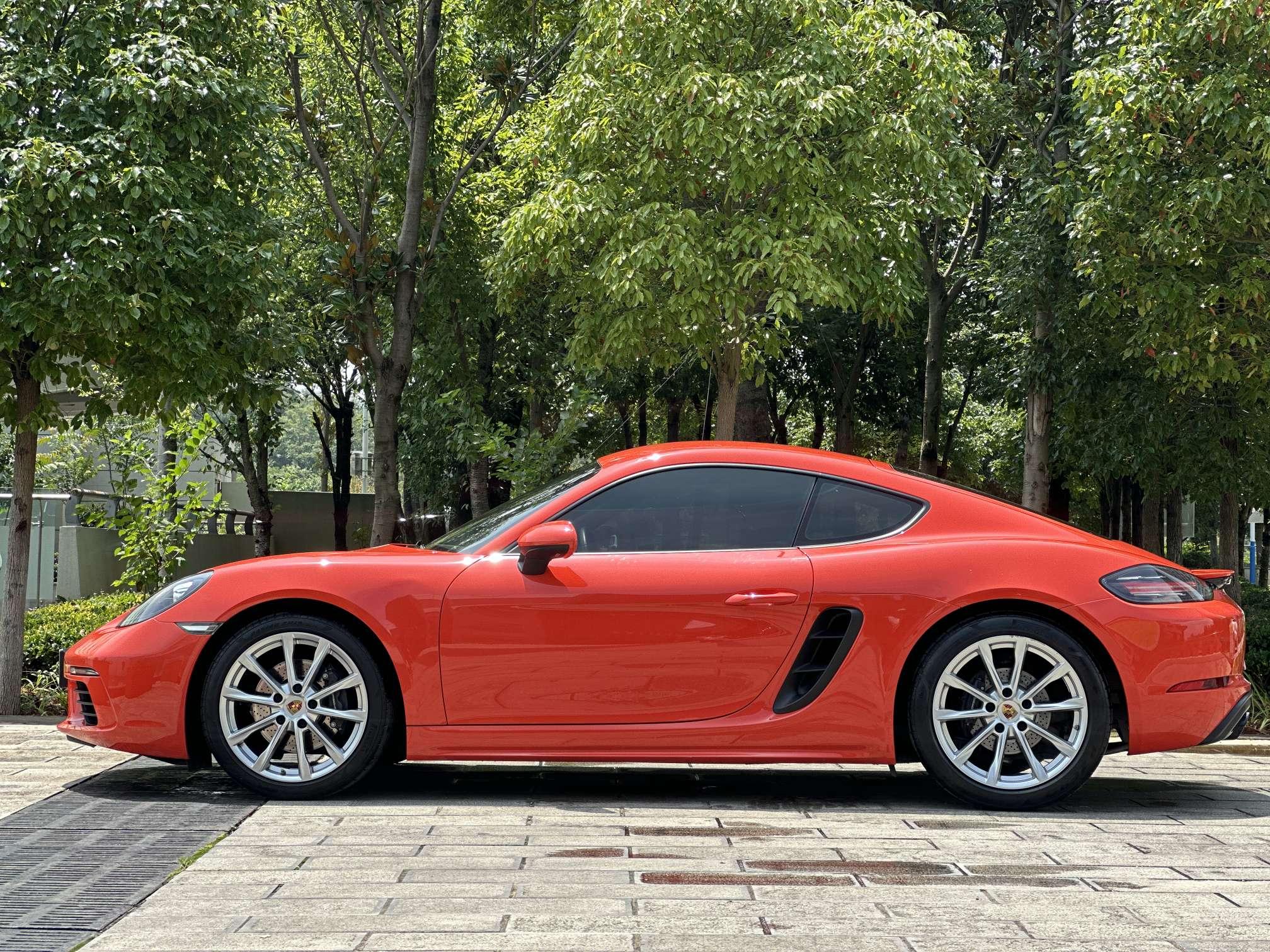 Porsche 718 2020 thumb 2