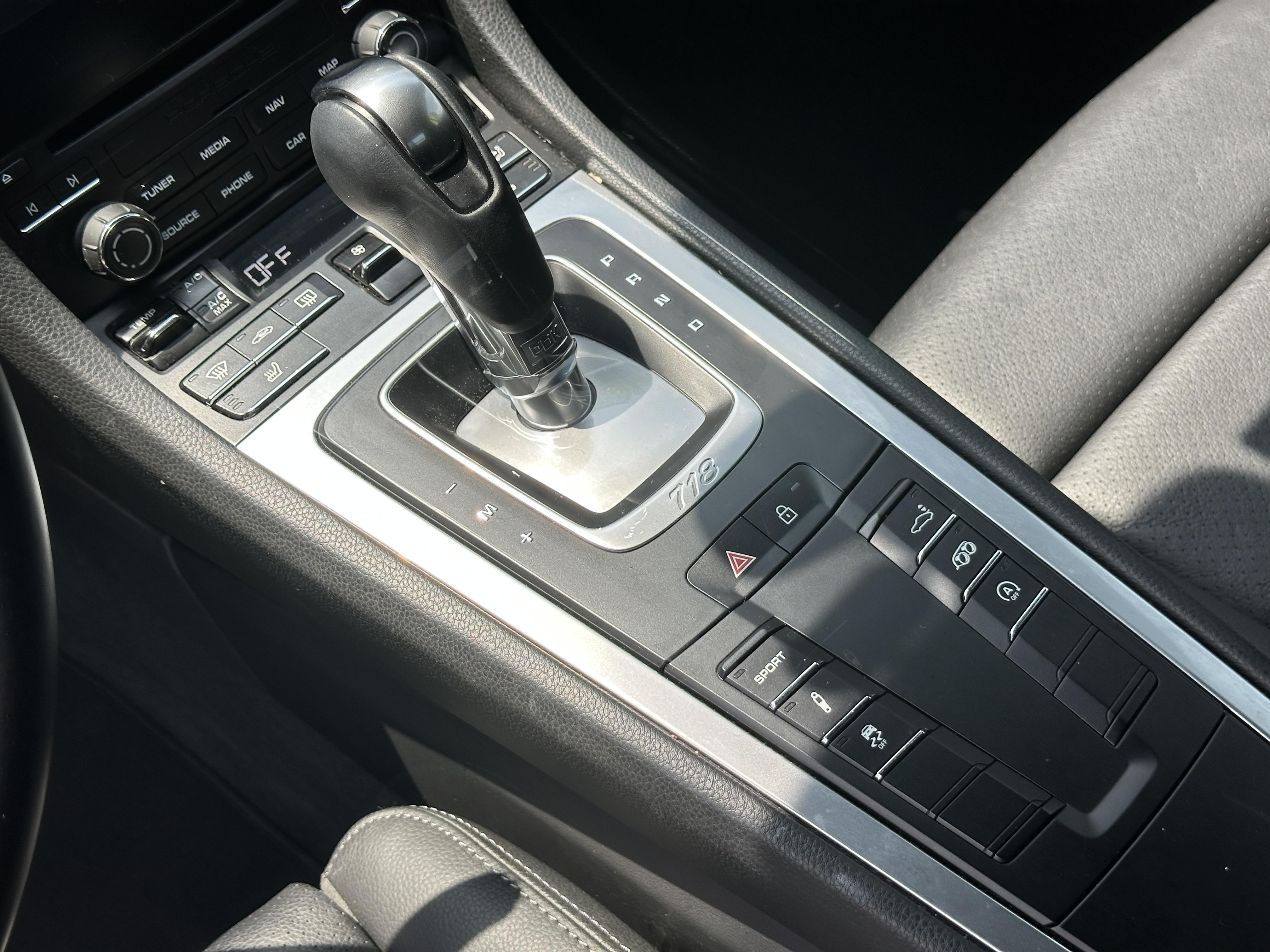 Porsche 718 2020 thumb 11