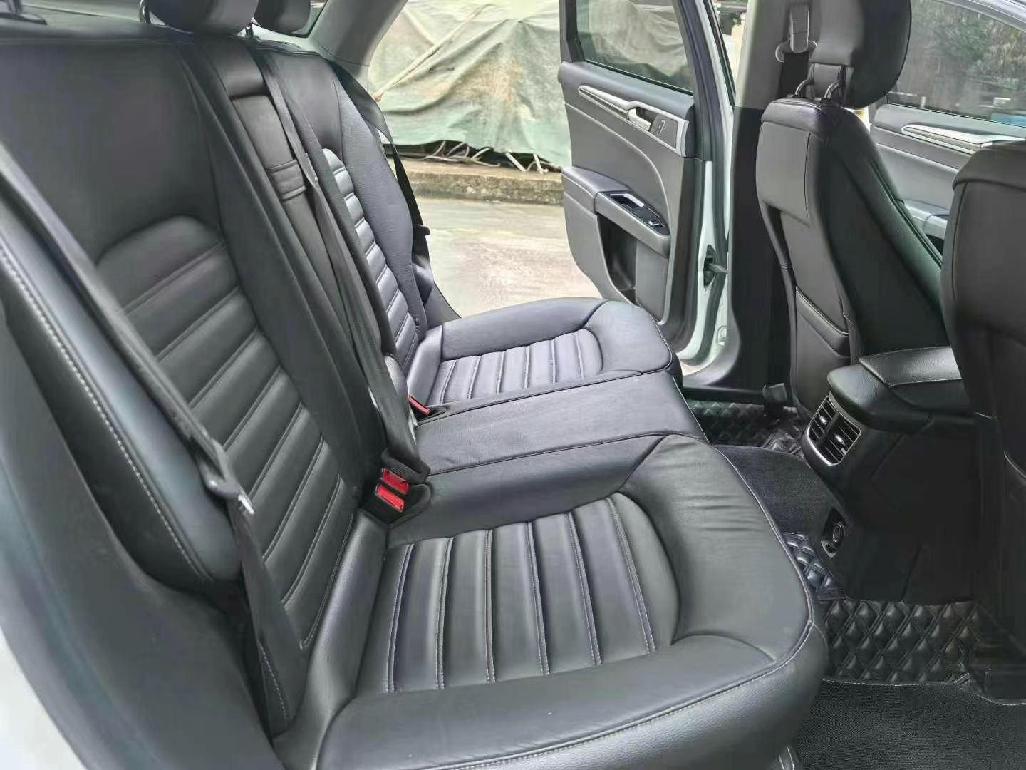 Ford Mondeo 2013 thumb 6