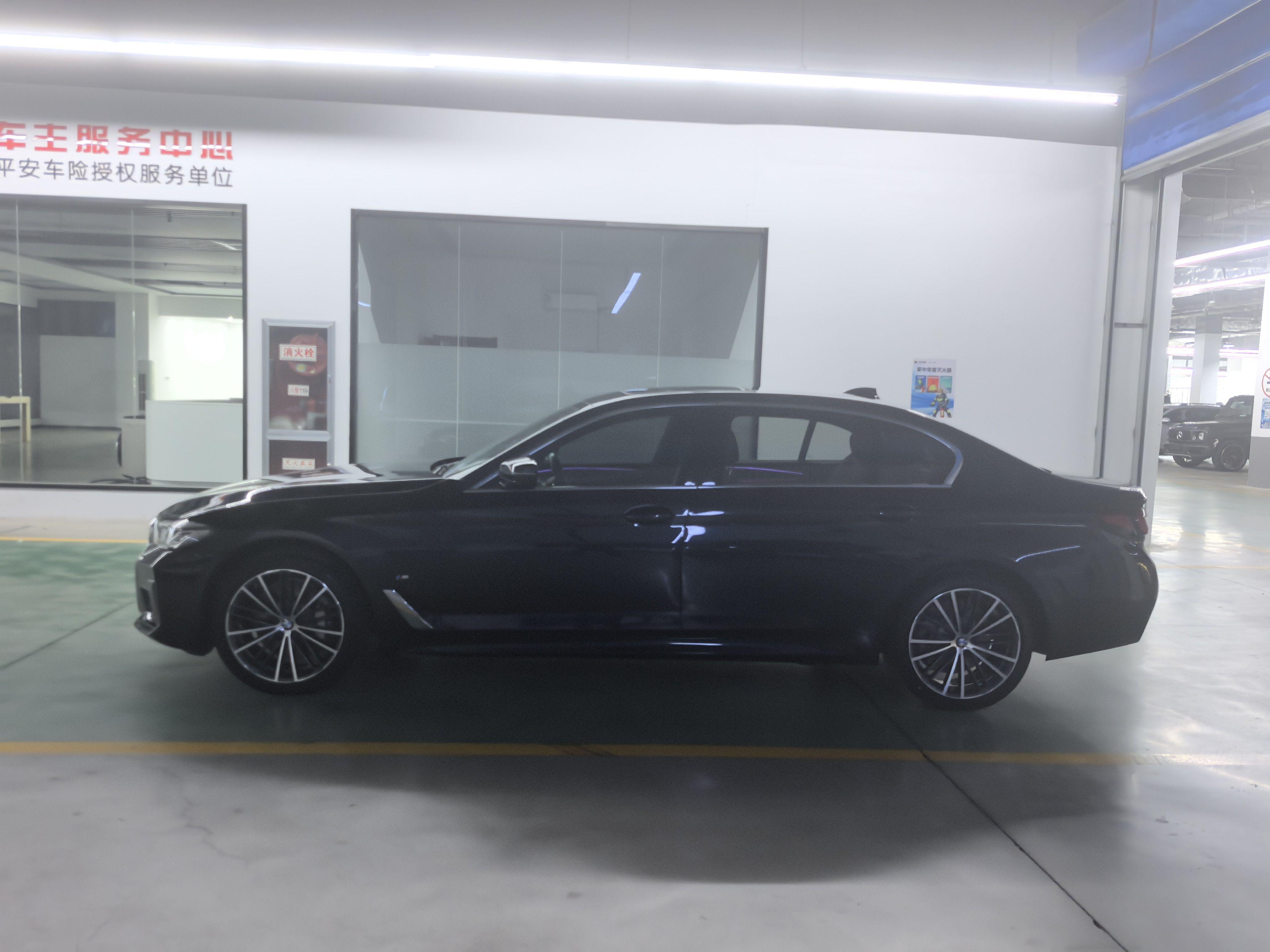 BMW 5 серии 2022 thumb 2