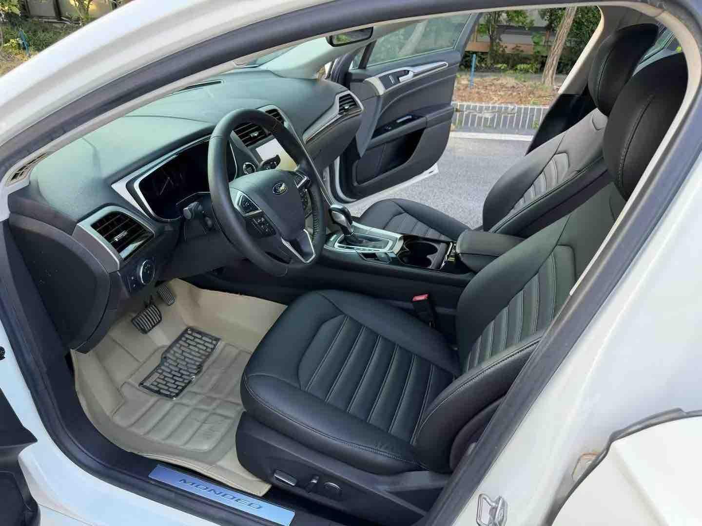 Ford Mondeo 2013 thumb 5