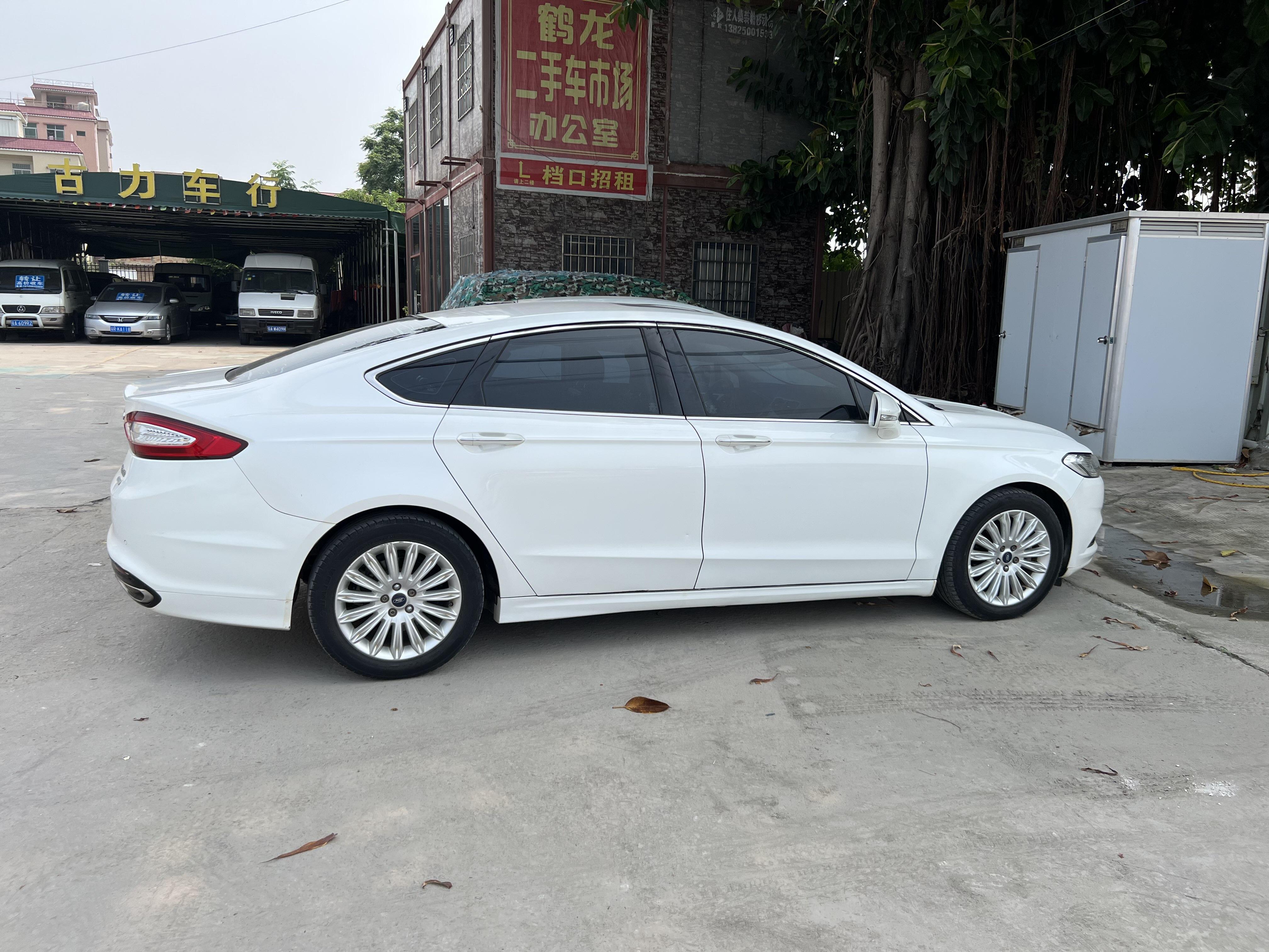 Ford Mondeo 2013 thumb 5