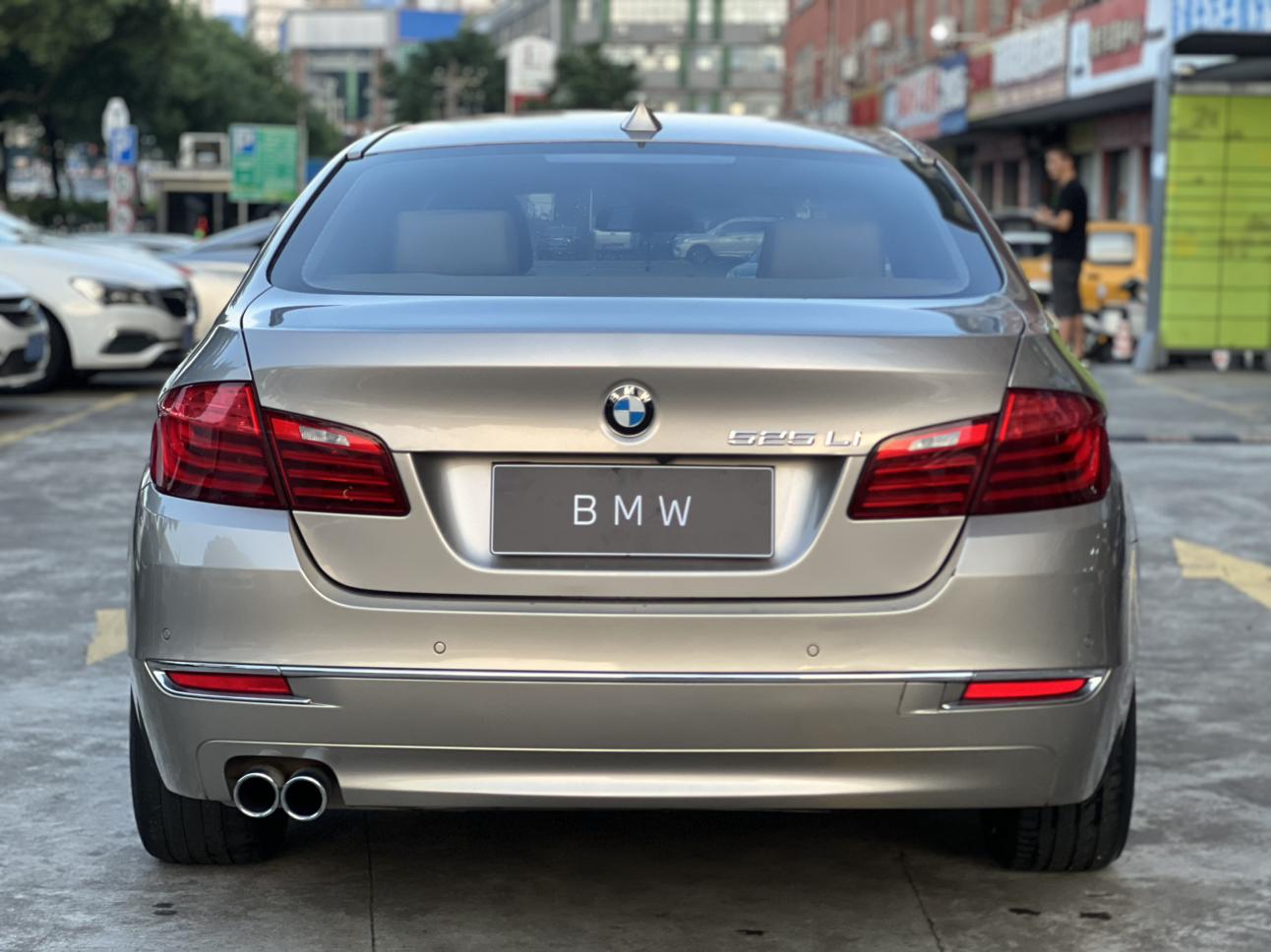 BMW 5 серии 2014 thumb 3