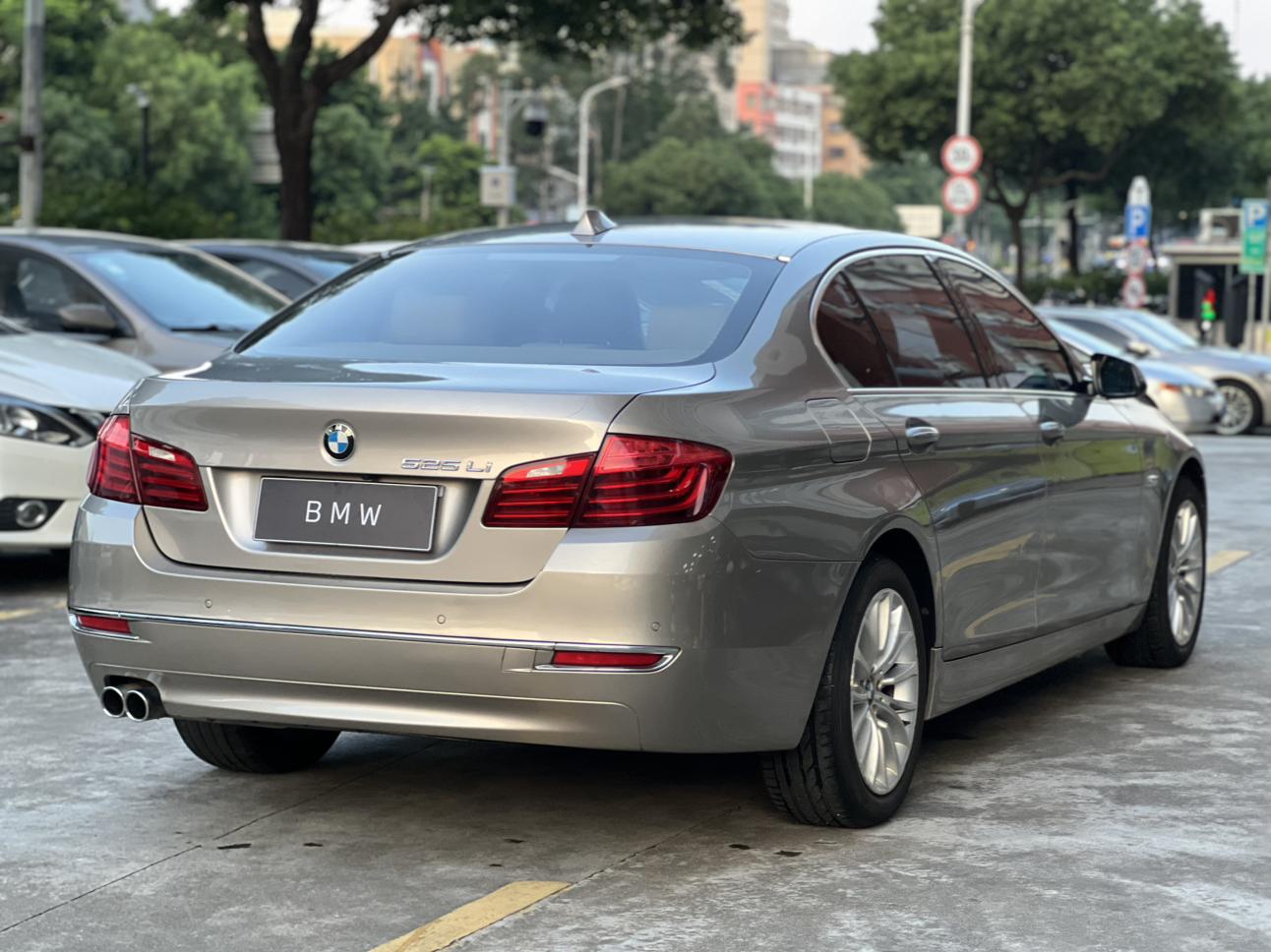 BMW 5 серии 2014 thumb 4