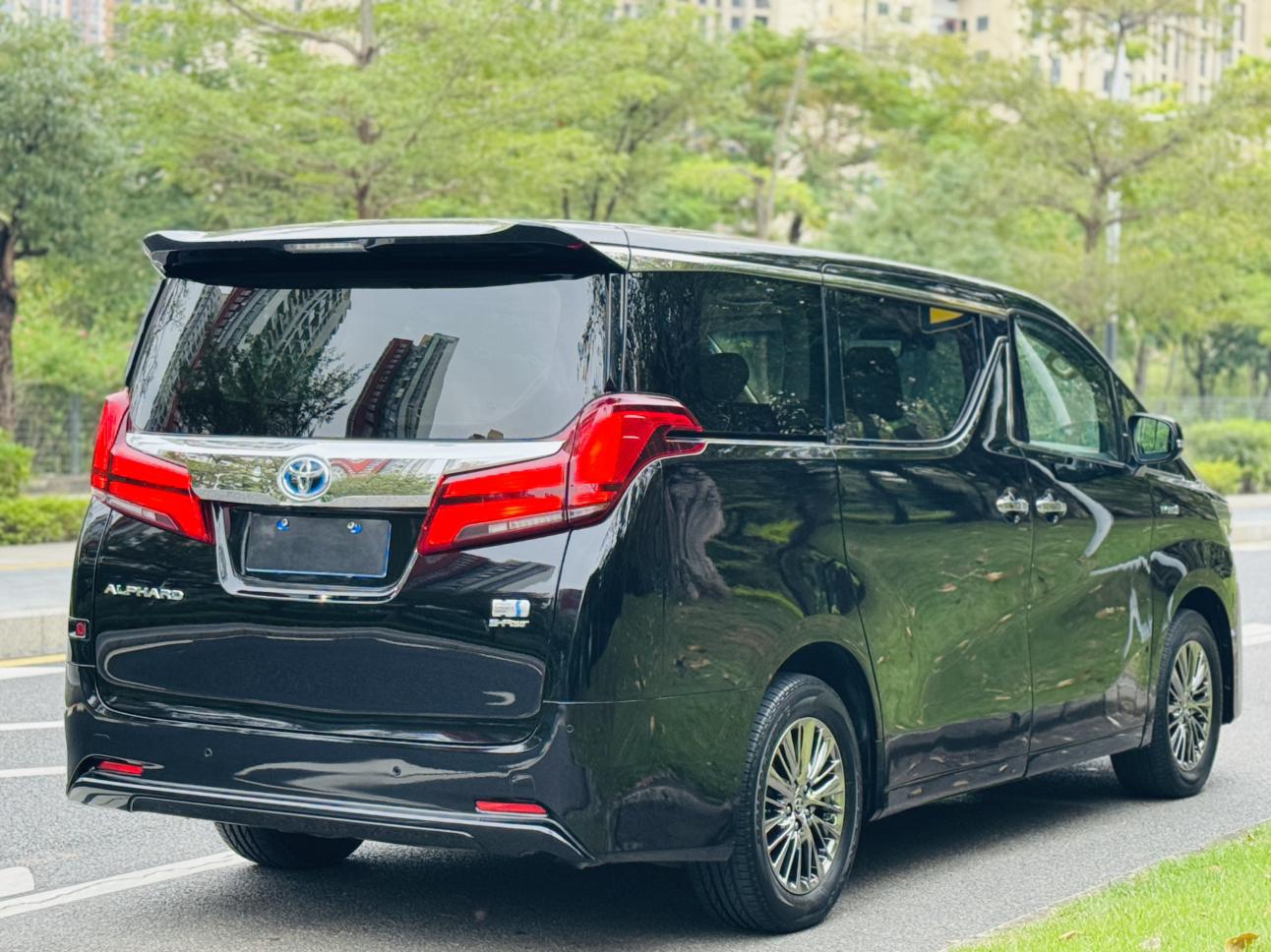 Toyota Alphard 2019 thumb 3