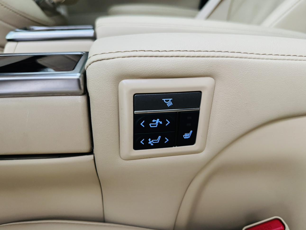 Toyota Alphard 2019 thumb 5