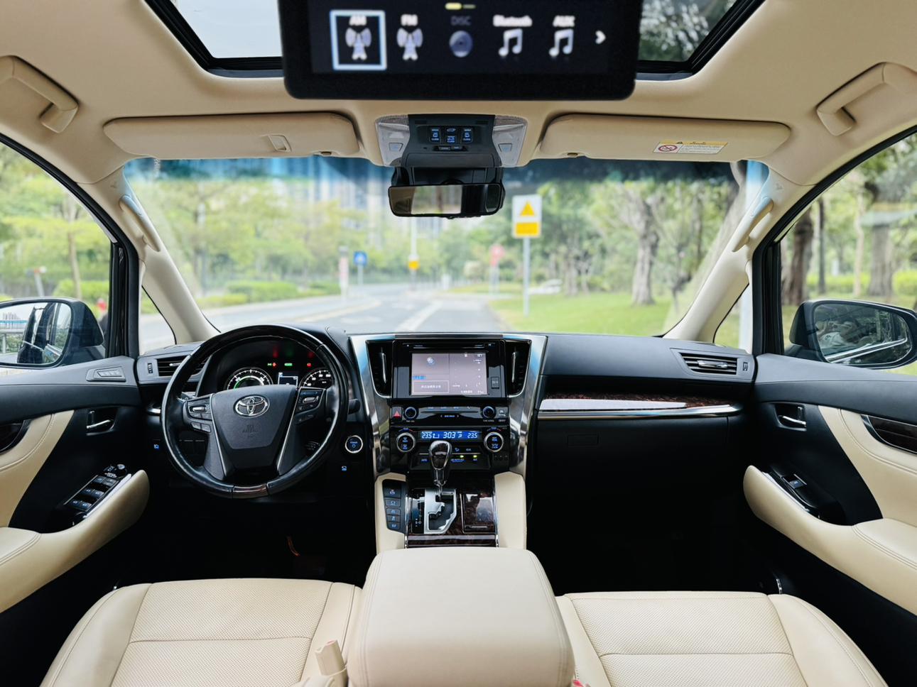 Toyota Alphard 2019 thumb 8