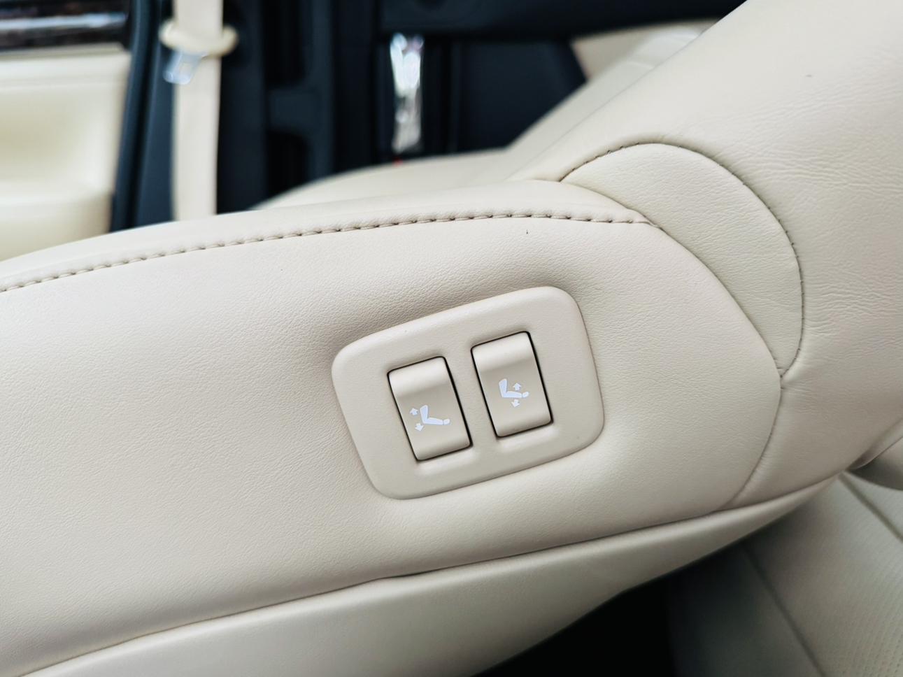 Toyota Alphard 2019 thumb 12