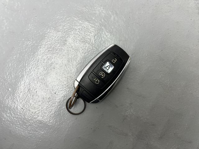 Lincoln MKC 2017 thumb 9