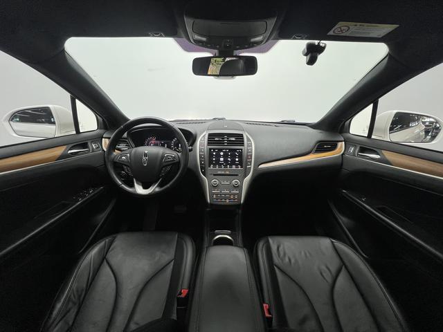 Lincoln MKC 2017 thumb 12