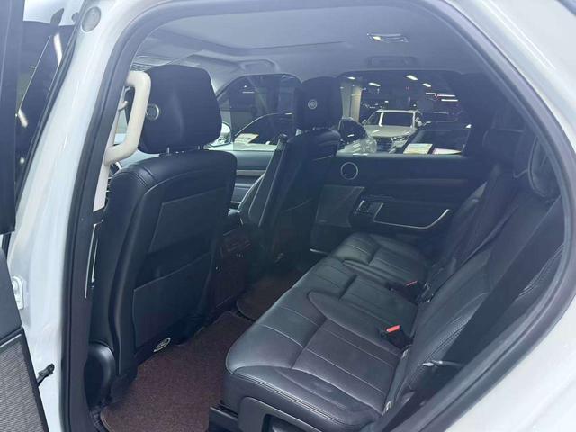 Land Rover Discovery 2018 thumb 10