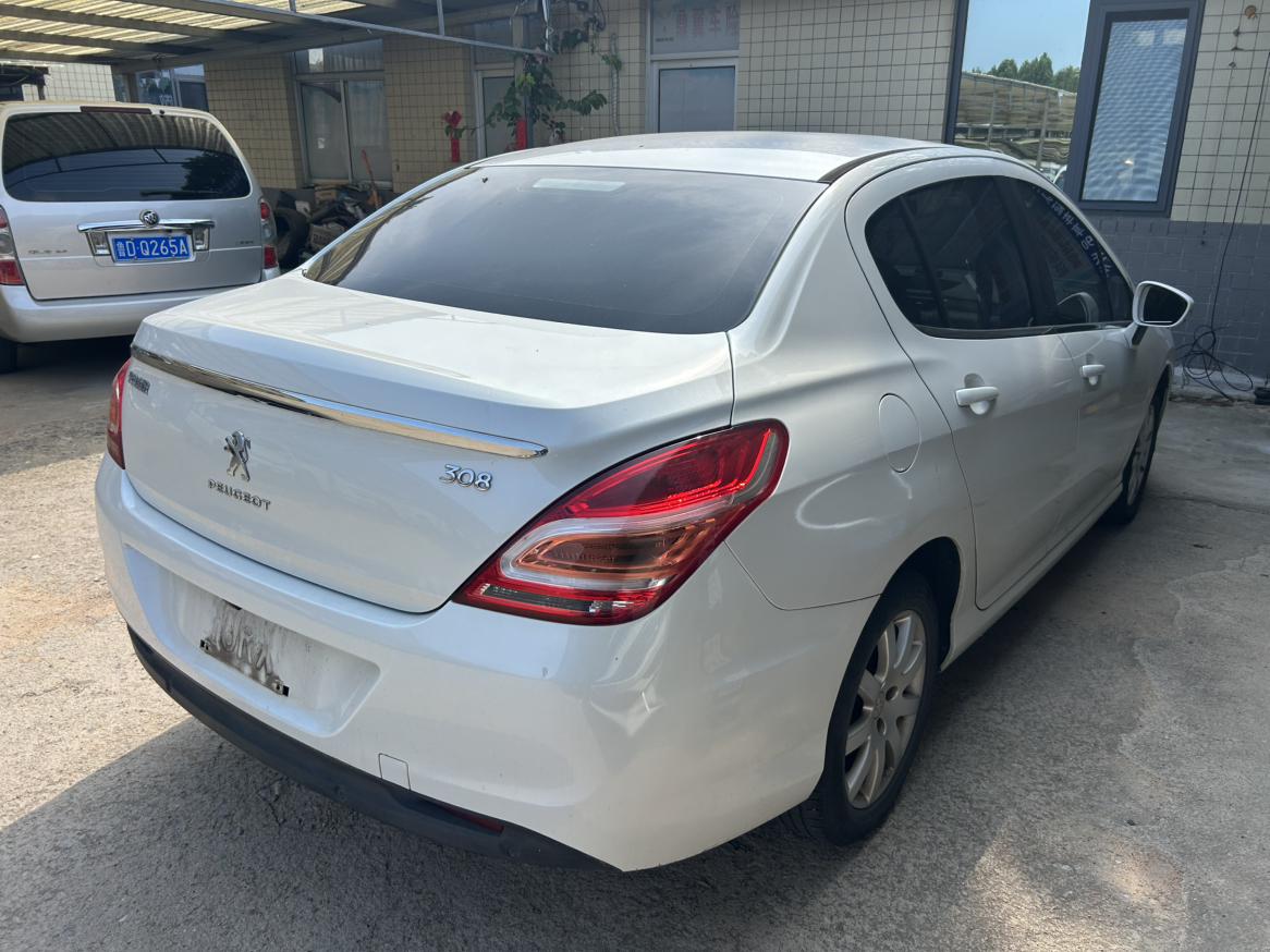 Peugeot 308 2014 thumb 11