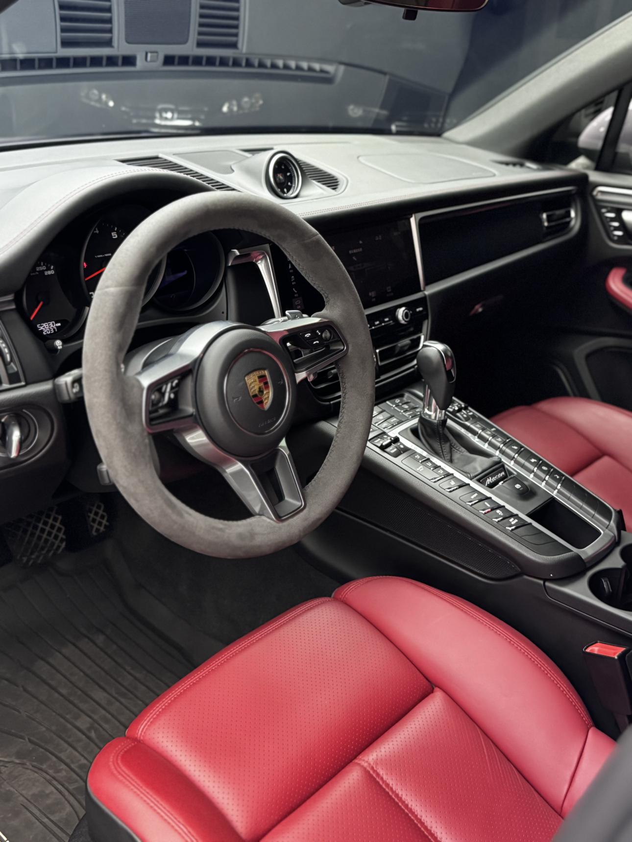 Porsche Macan 2021 thumb 10