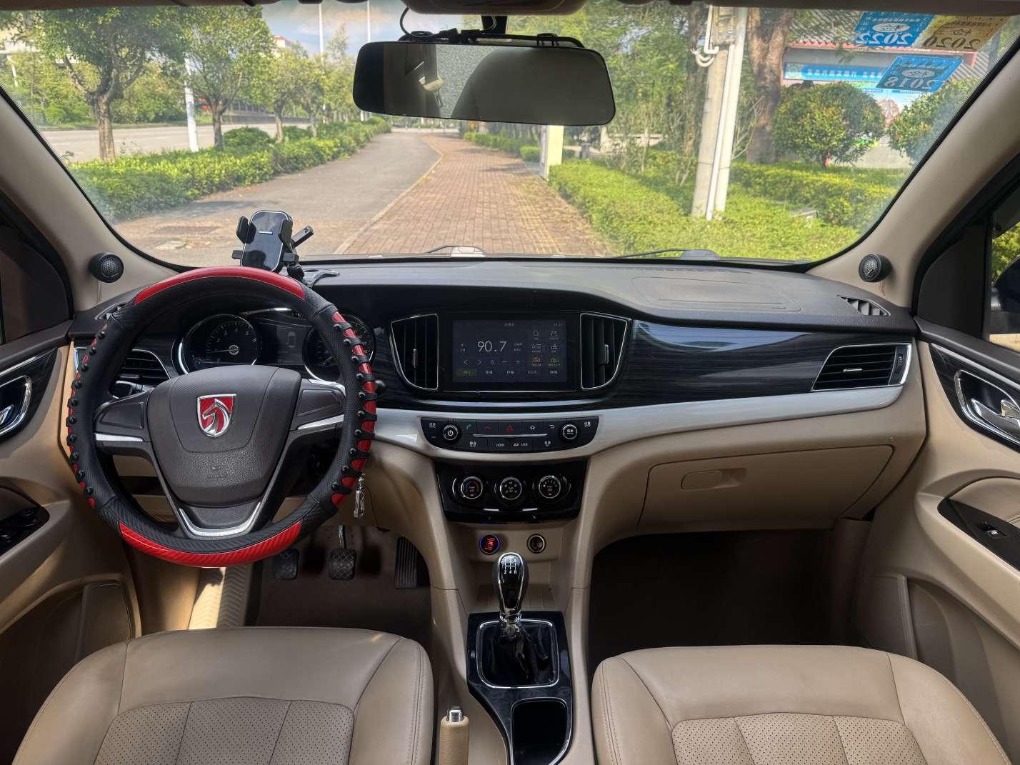 Baojun 730 2016 thumb 5