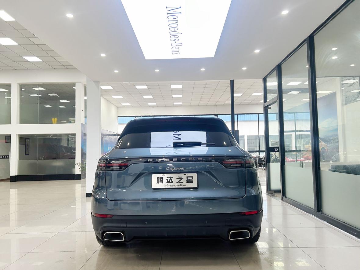 Porsche Cayenne 2019 thumb 3