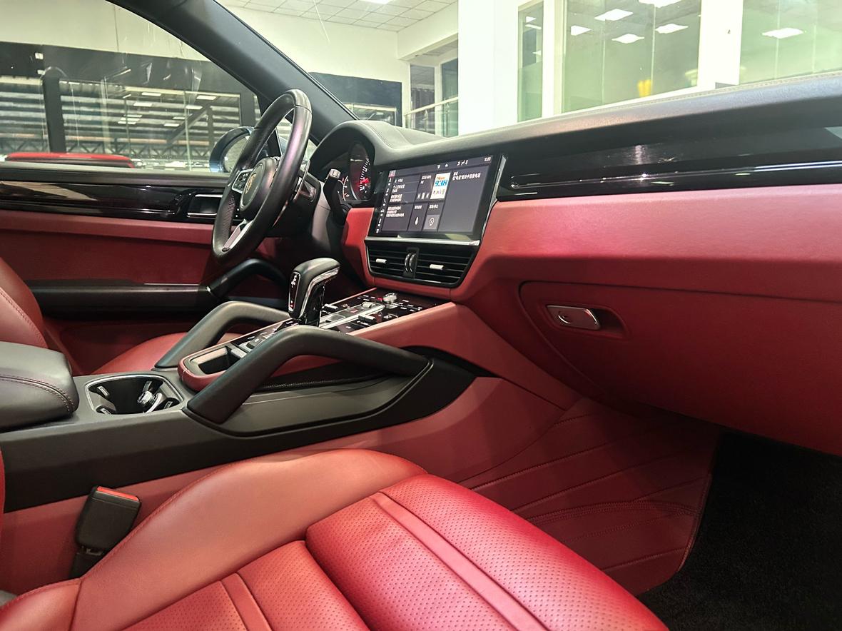 Porsche Cayenne 2019 thumb 7