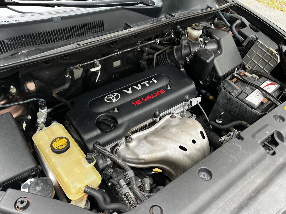 Toyota RAV4 2011 thumb 6