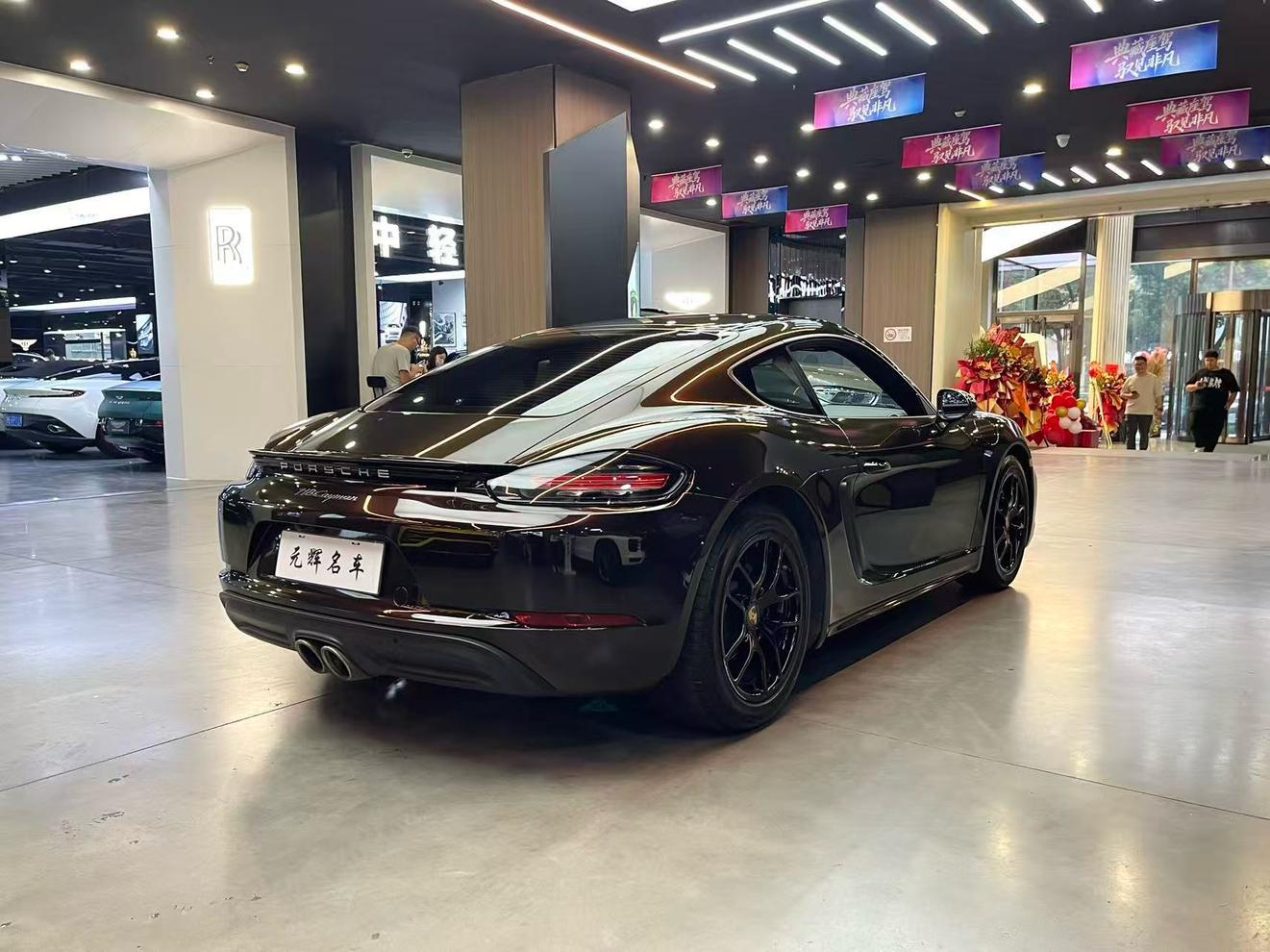 Porsche 718 2016 thumb 4