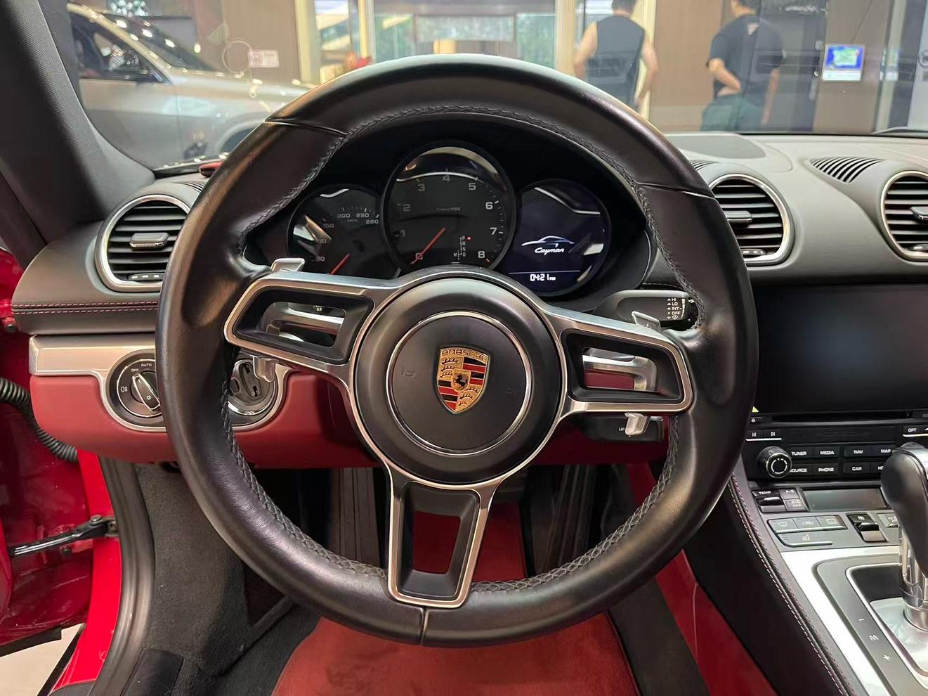 Porsche 718 2016 thumb 9