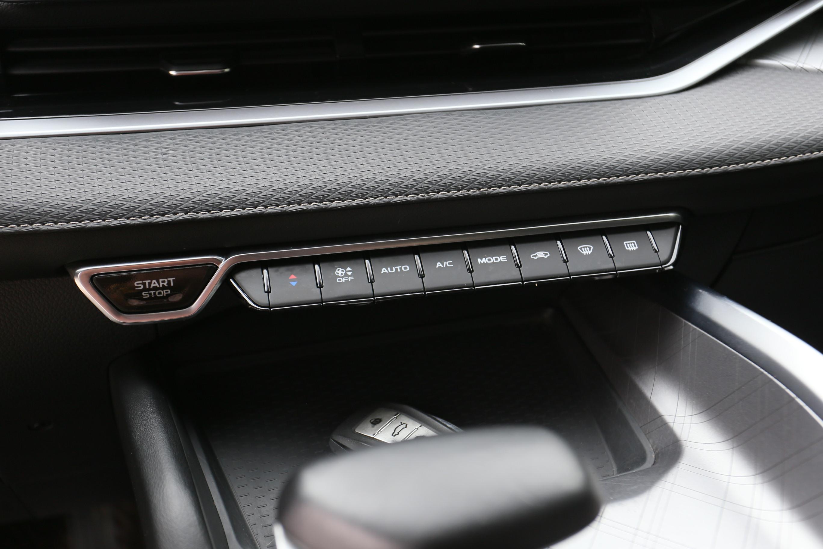 Geely Xingrui 2021 thumb 8