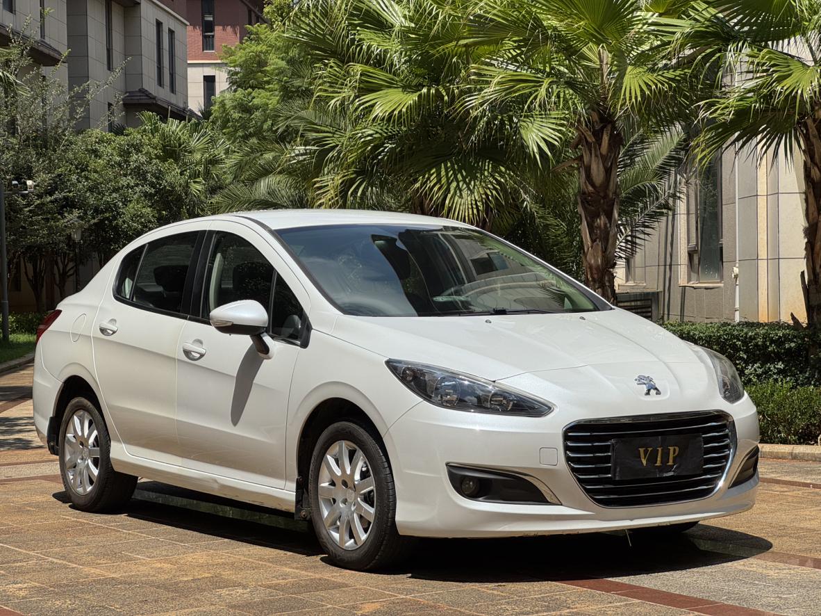 Peugeot 308 2014 thumb 10