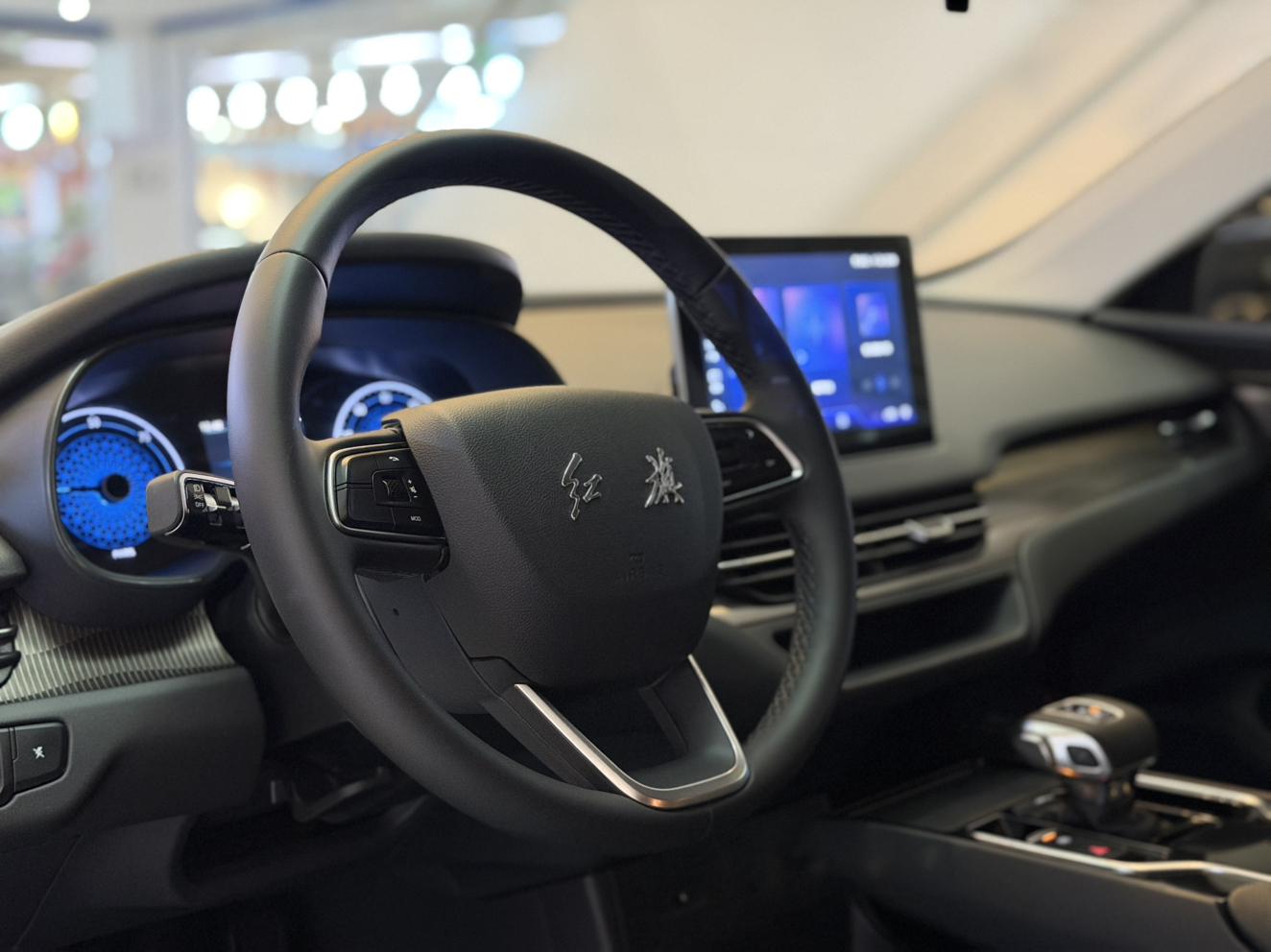 Hongqi E-QM5 2023 thumb 11