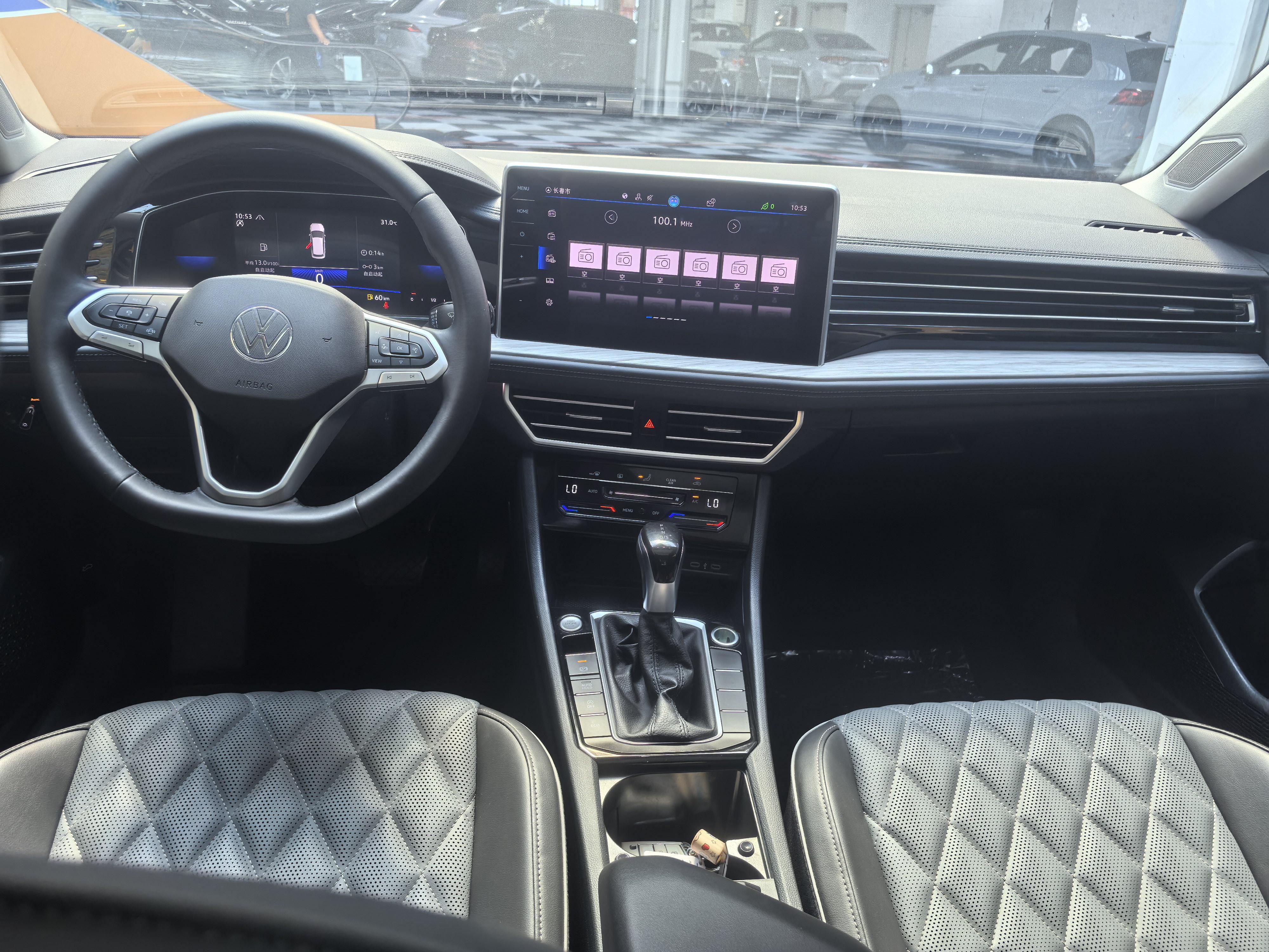 Volkswagen Sagitar 2023 thumb 9