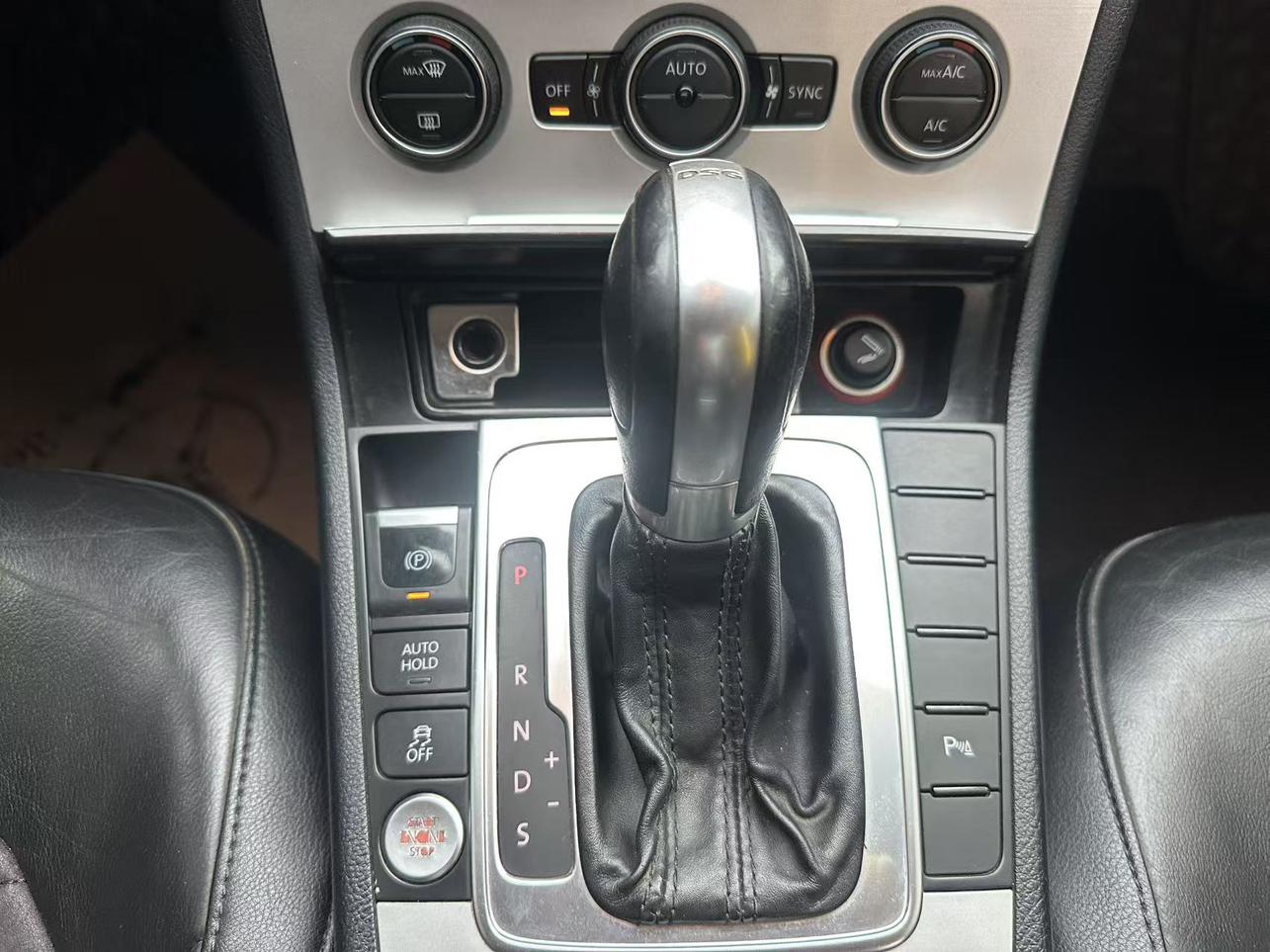 Volkswagen Magotan 2015 thumb 8