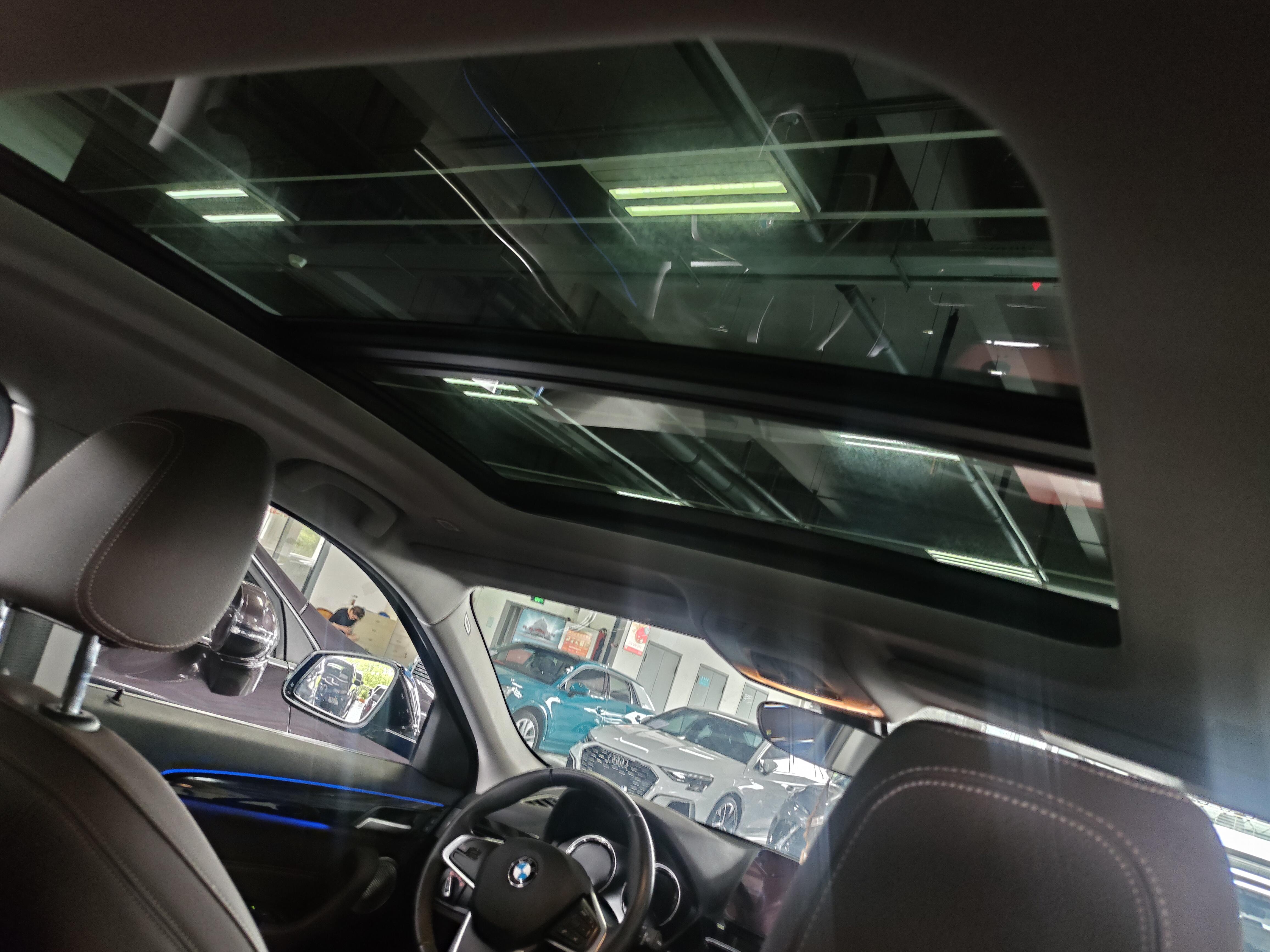 BMW X2 2021 thumb 5