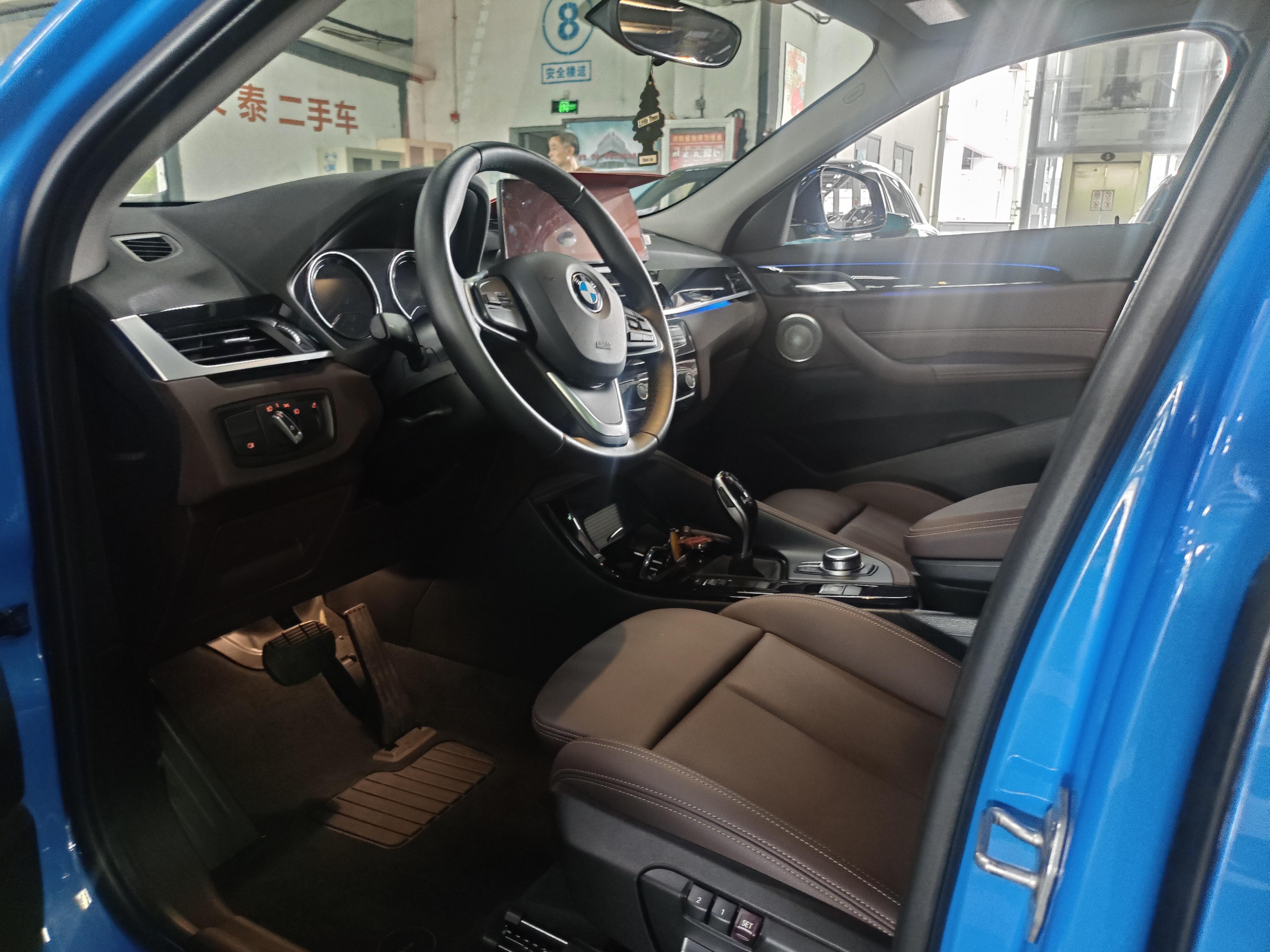 BMW X2 2021 thumb 8