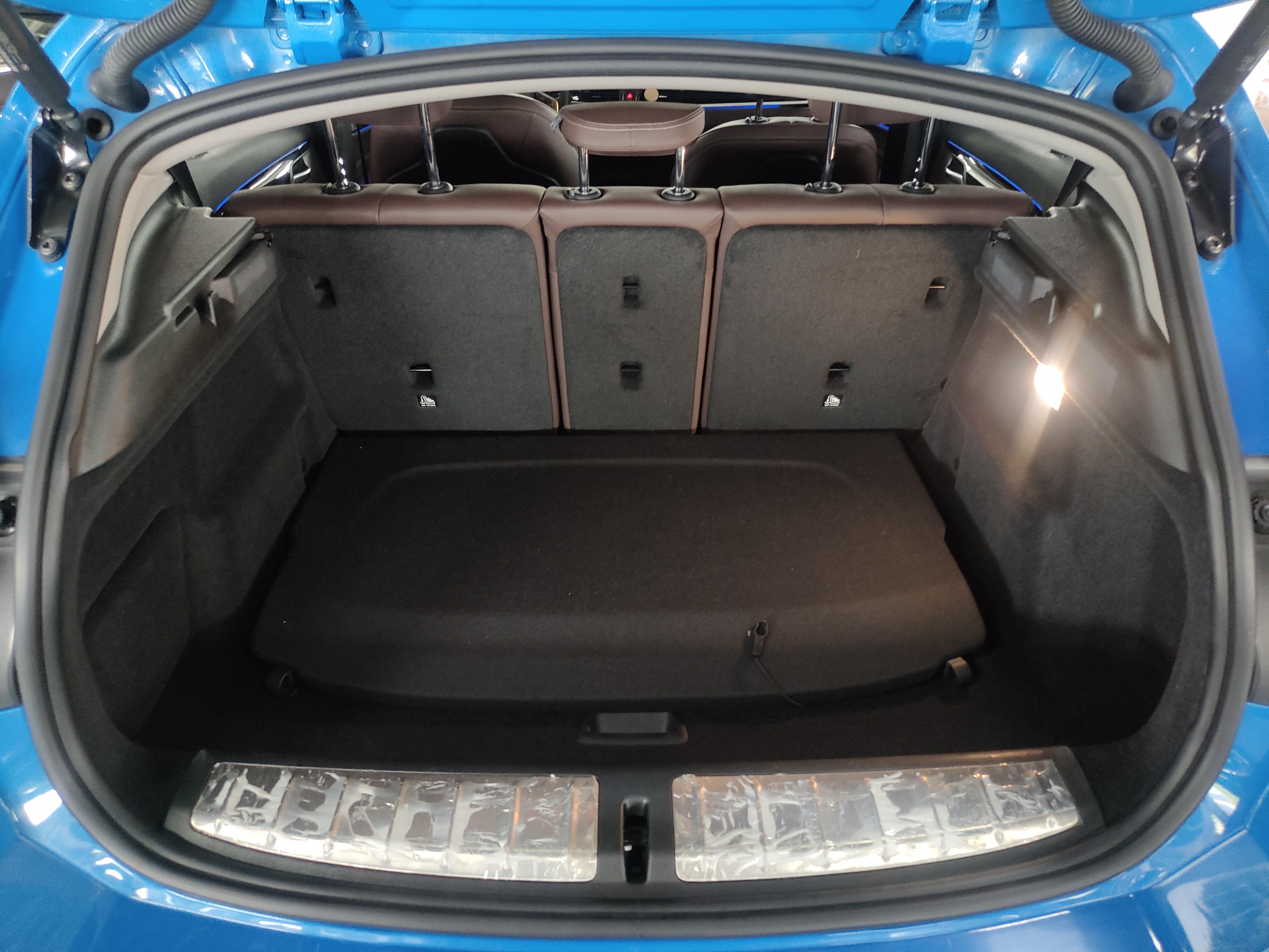 BMW X2 2021 thumb 11