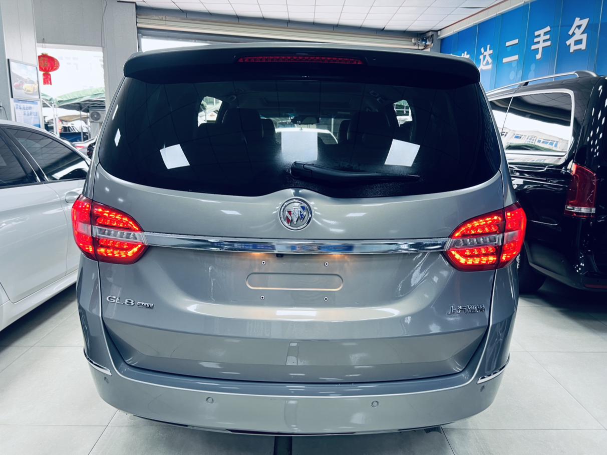 Buick GL8 2018 thumb 3