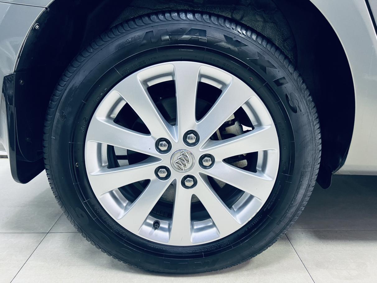 Buick GL8 2018 thumb 8