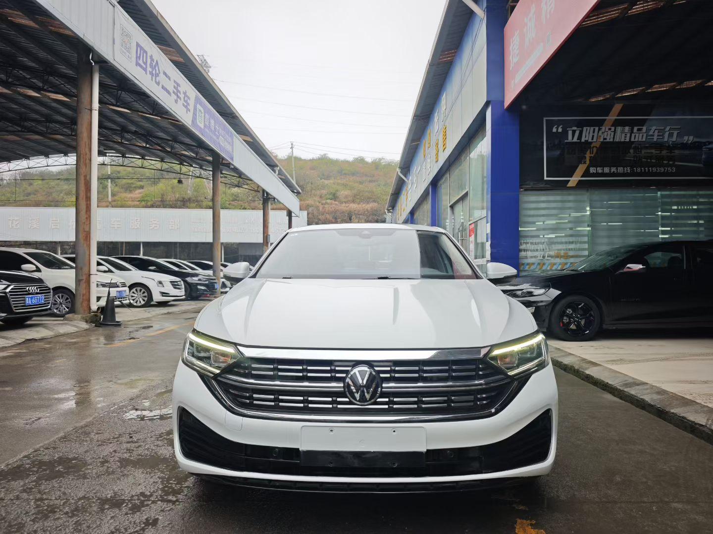 Volkswagen Sagitar 2023 thumb 9