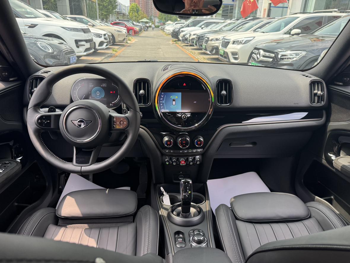 Mini Countryman 2023 thumb 8
