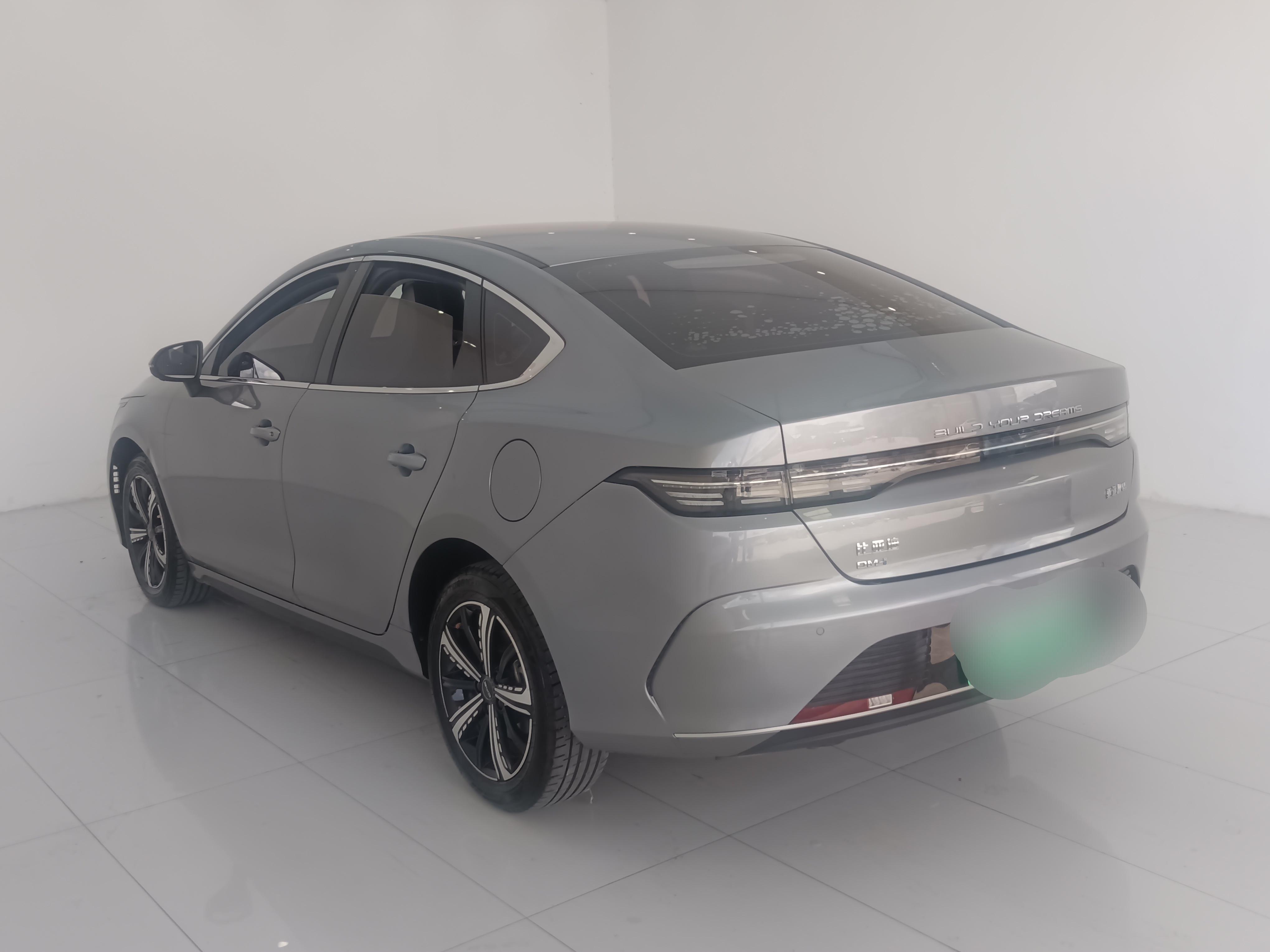 BYD Destroyer 05 2023 thumb 2