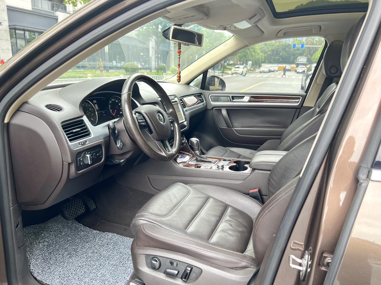 Volkswagen Touareg 2014 thumb 11