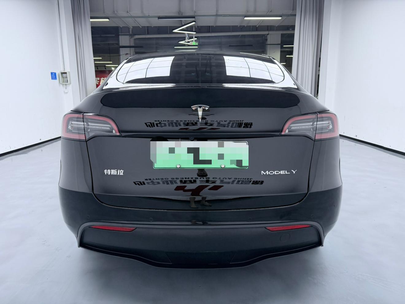 Tesla Model Y 2022 thumb 4