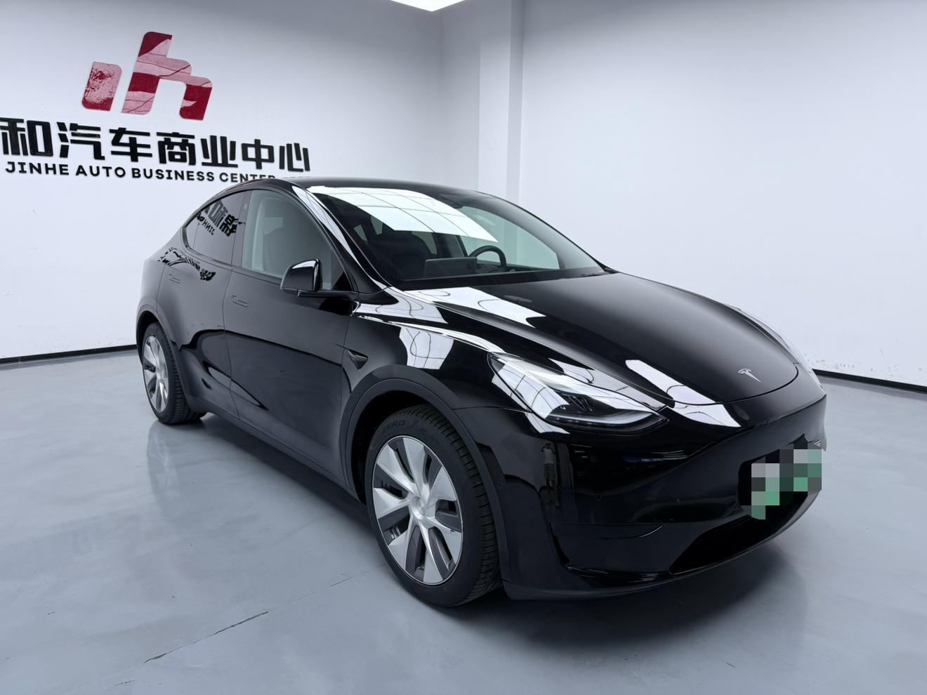 Tesla Model Y 2022 thumb 12