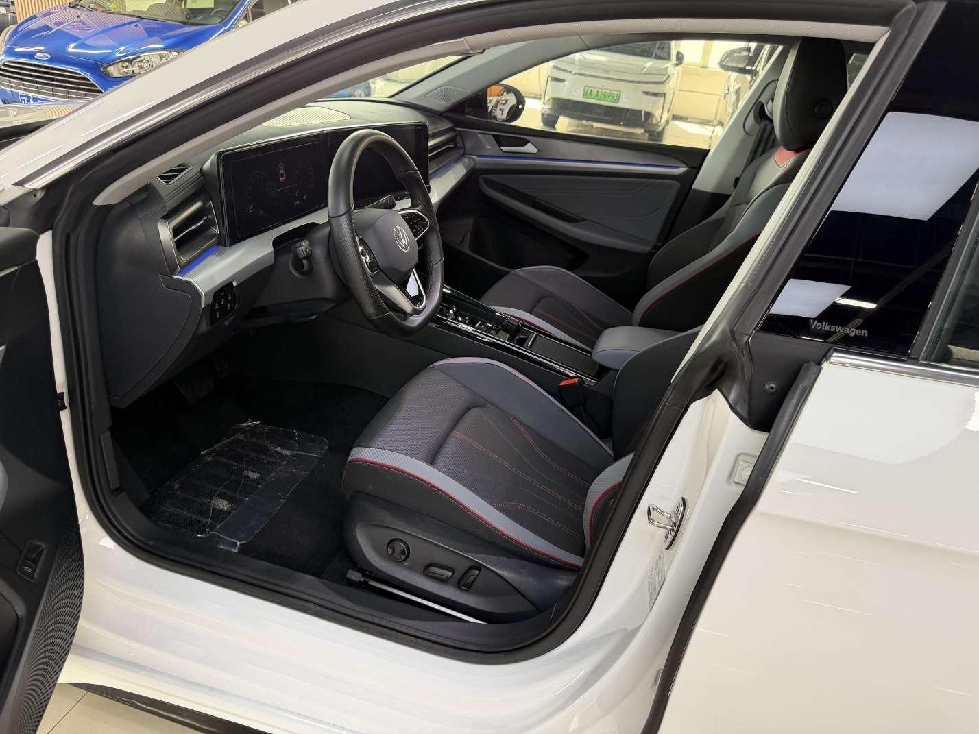 Volkswagen Lamando 2022 thumb 9