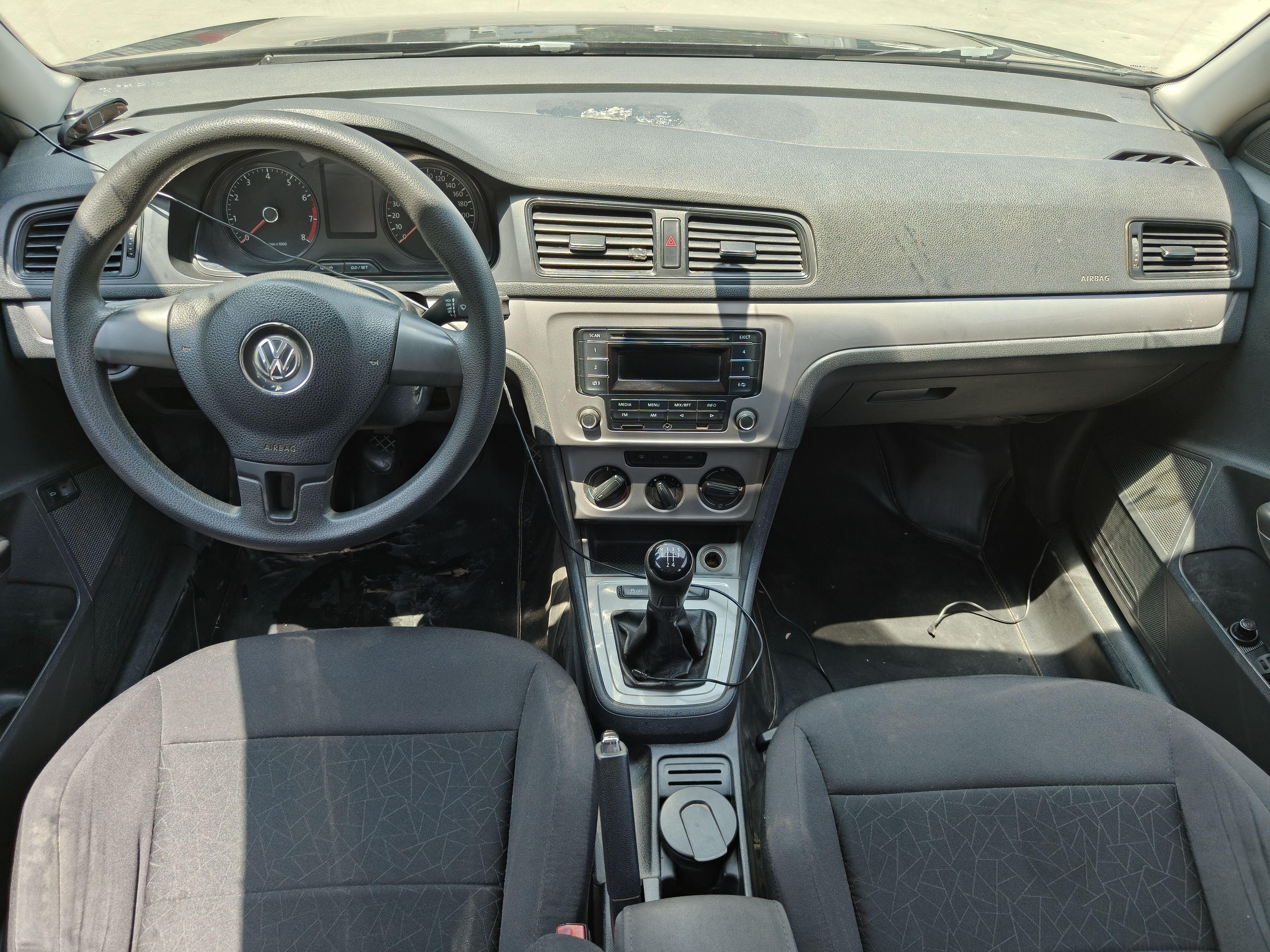 Volkswagen Lavida XR 2013 thumb 5