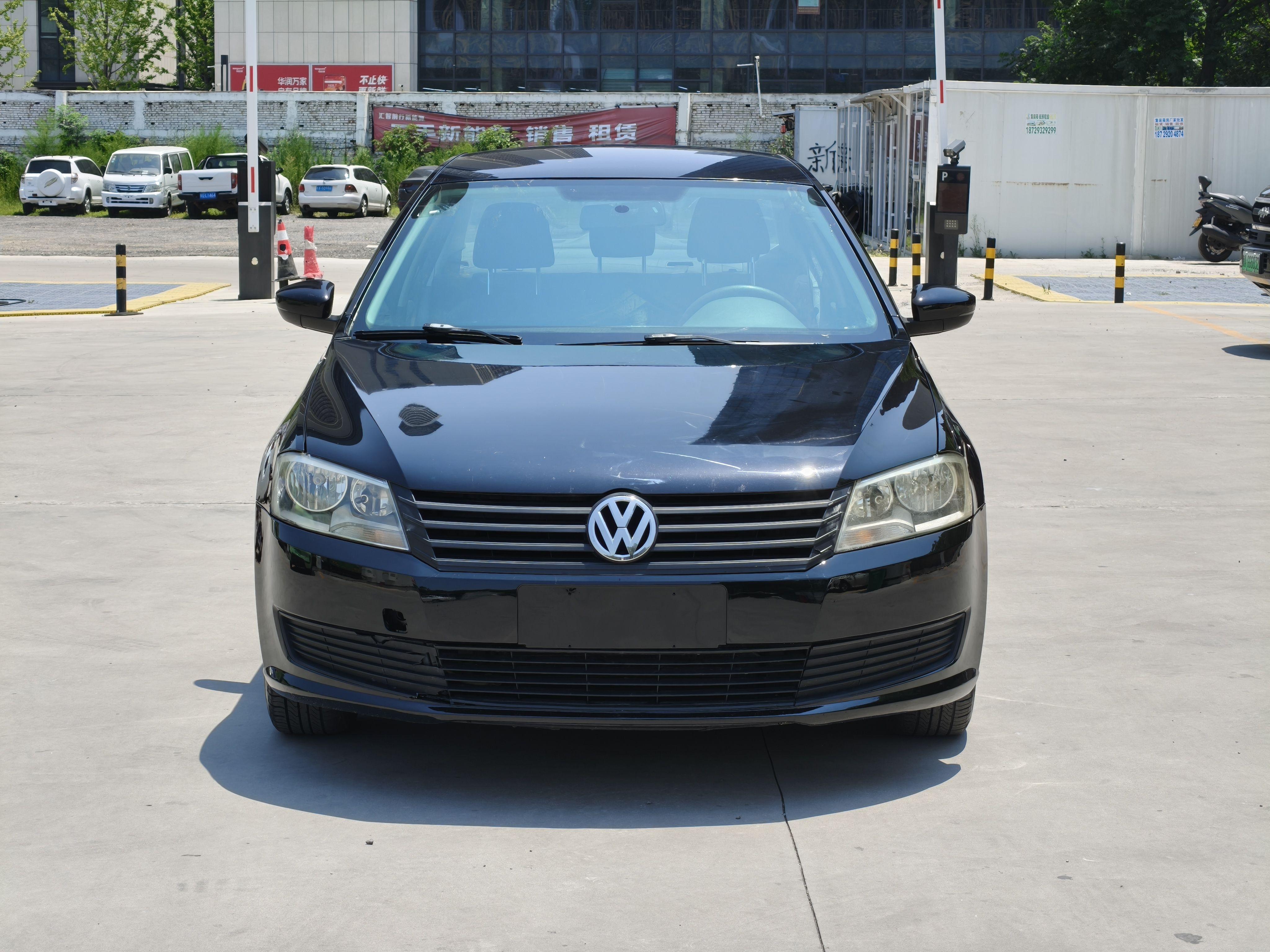 Volkswagen Lavida XR 2013 thumb 9