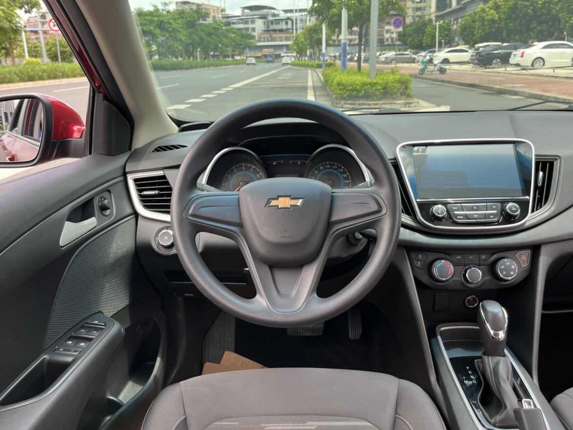 Chevrolet Cavalier 2019 thumb 6